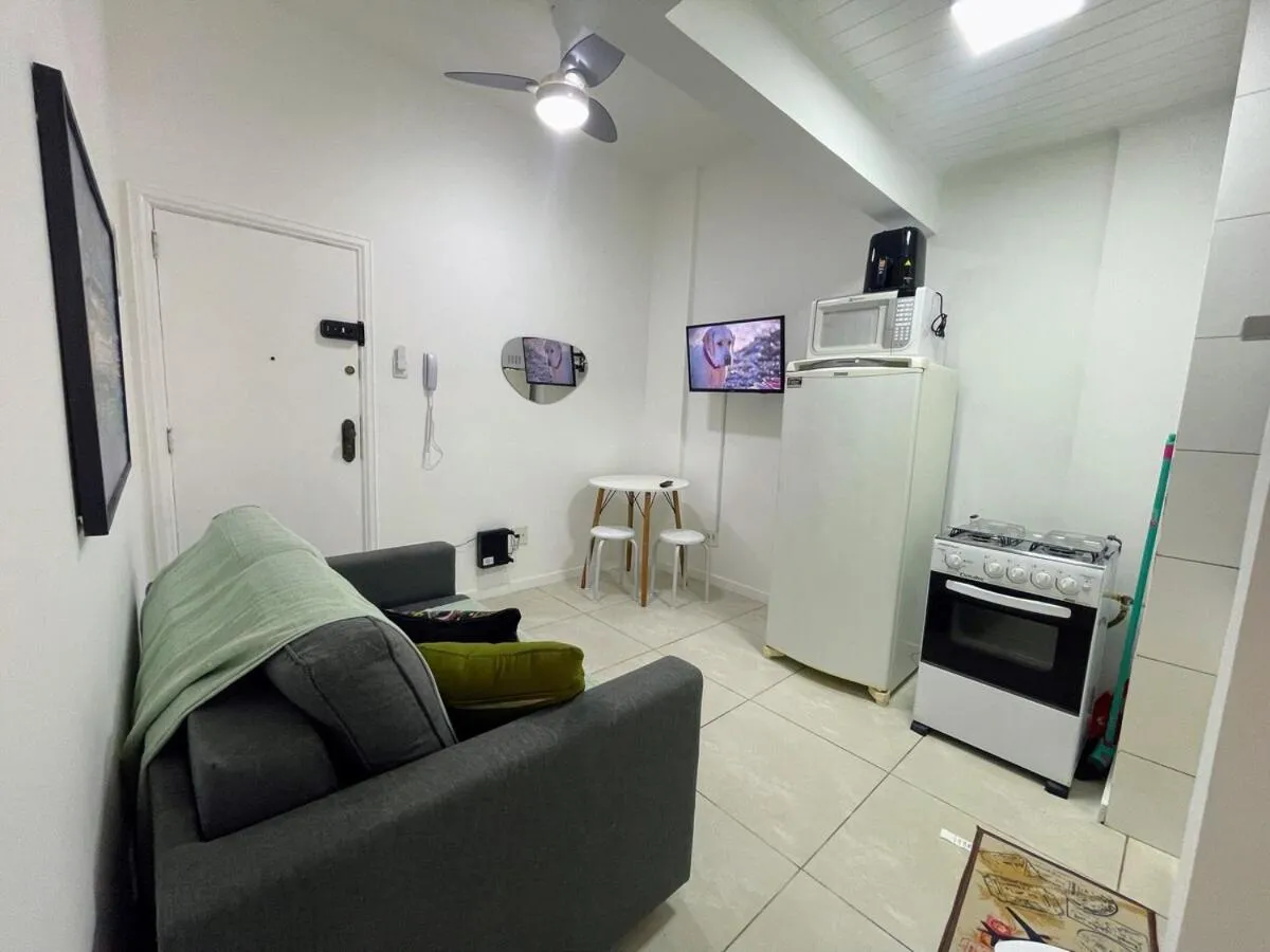 Apartment 2 in 360 Copa Barata Ribeiro By SUHCasa