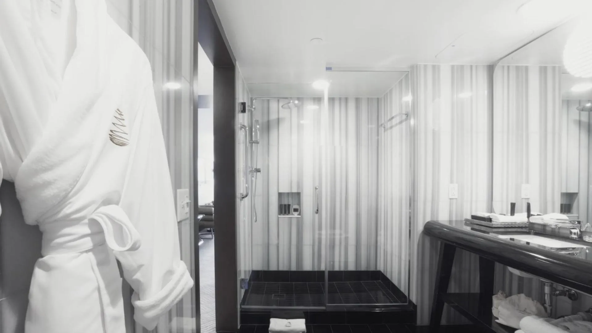 Bathroom, Bed in The Watergate Hotel Georgetown