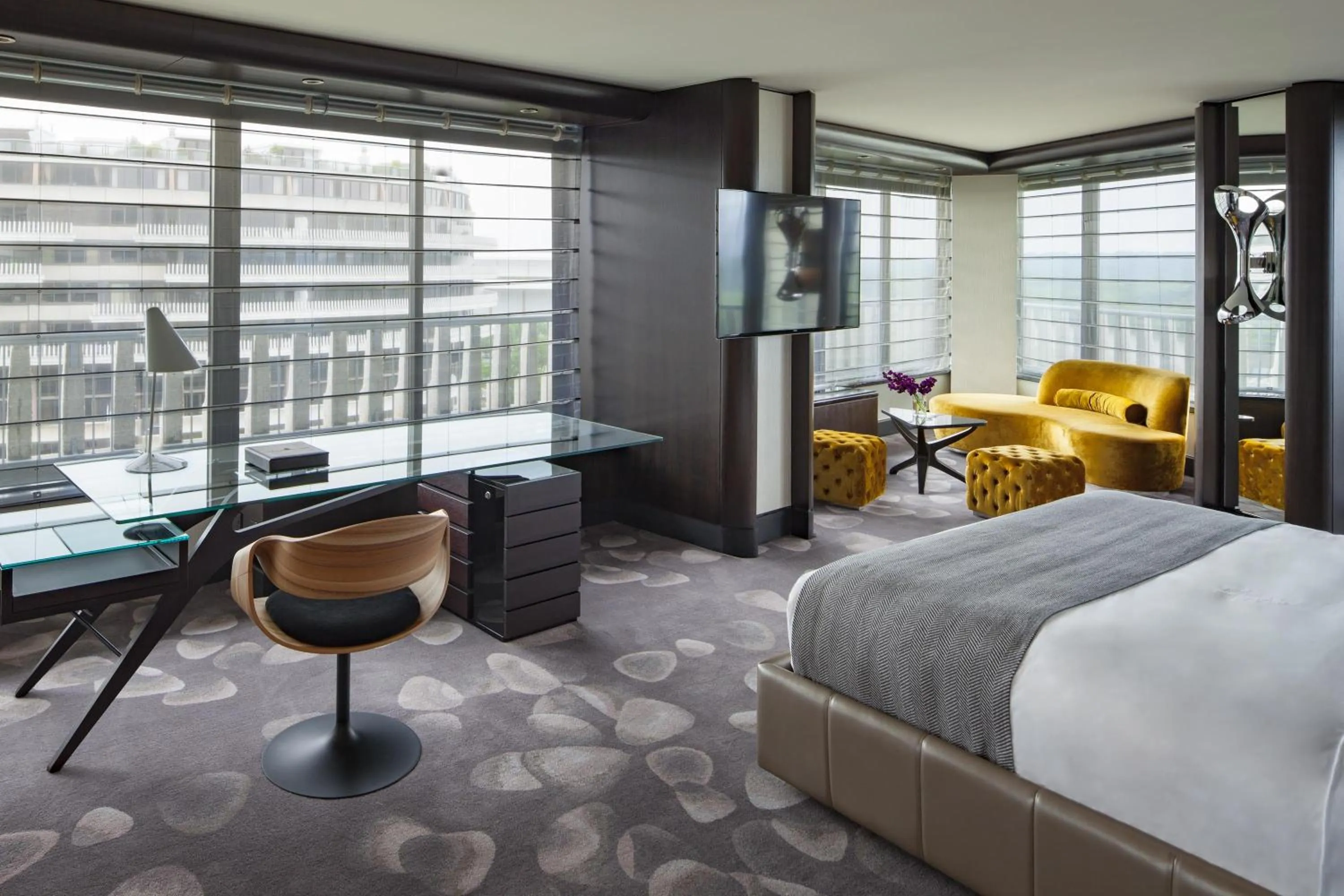 Bedroom, Bed in The Watergate Hotel Georgetown