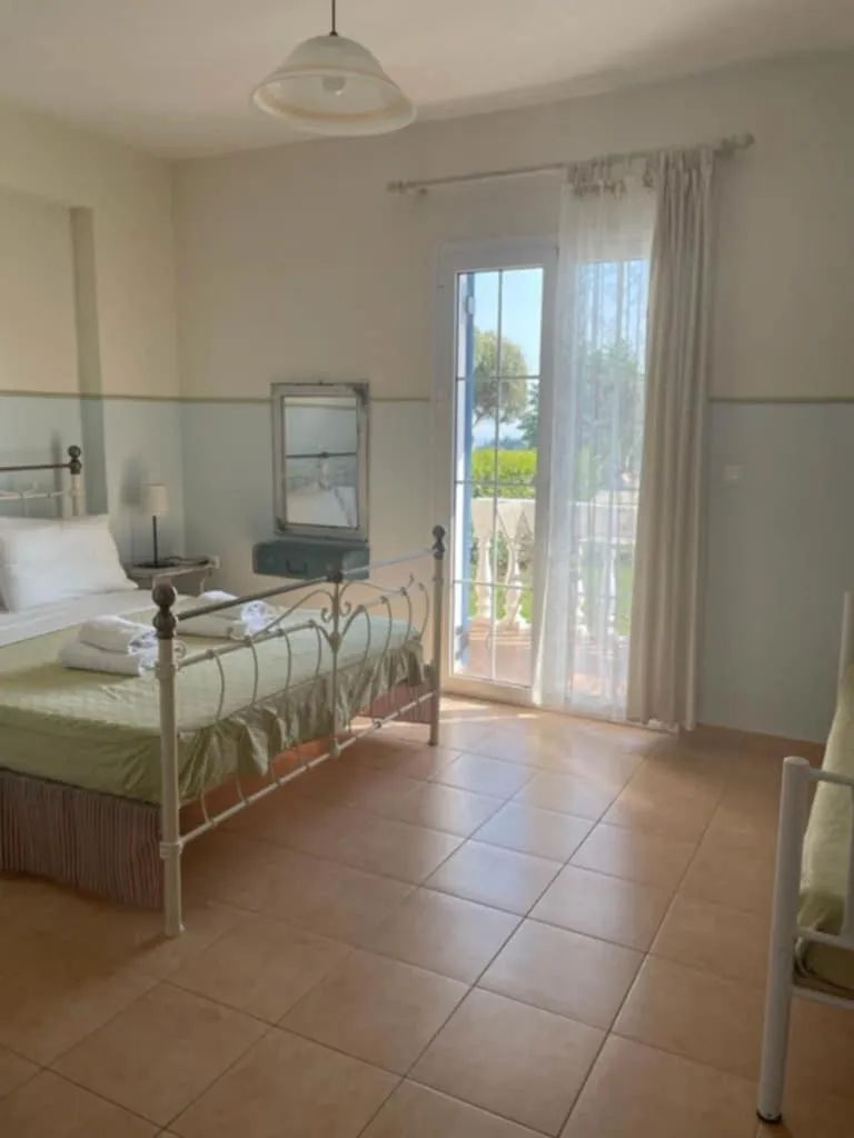 Bed in Elaias Gi Residence