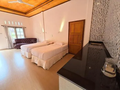 Tabo Cottages