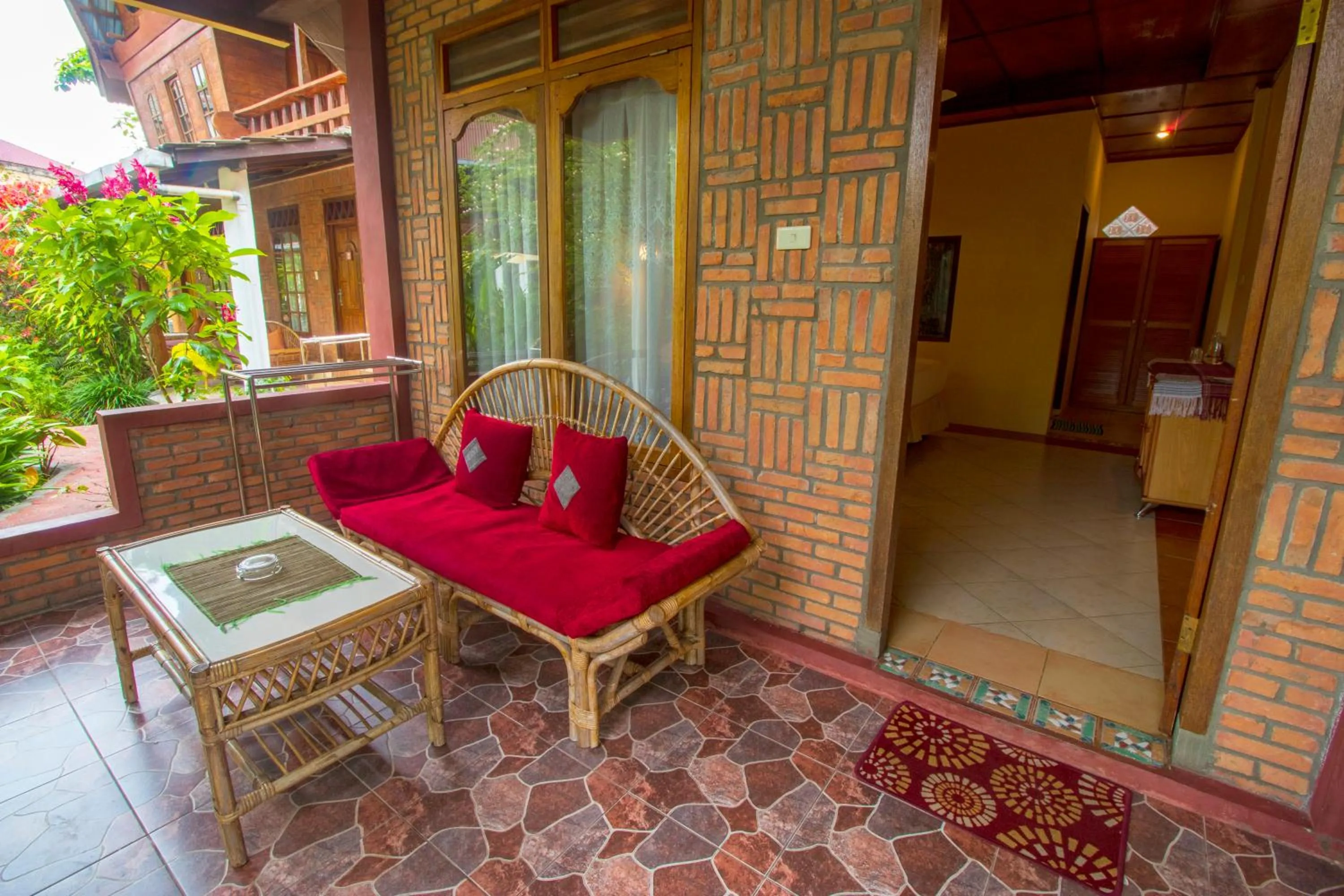 Day in Tabo Cottages