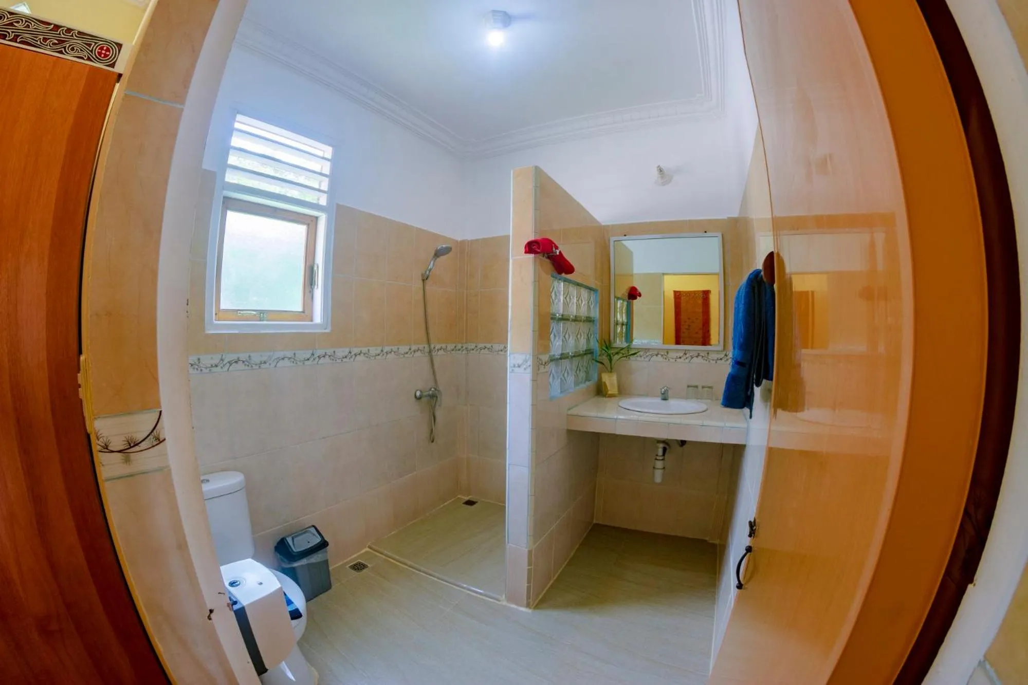 Tabo Cottages