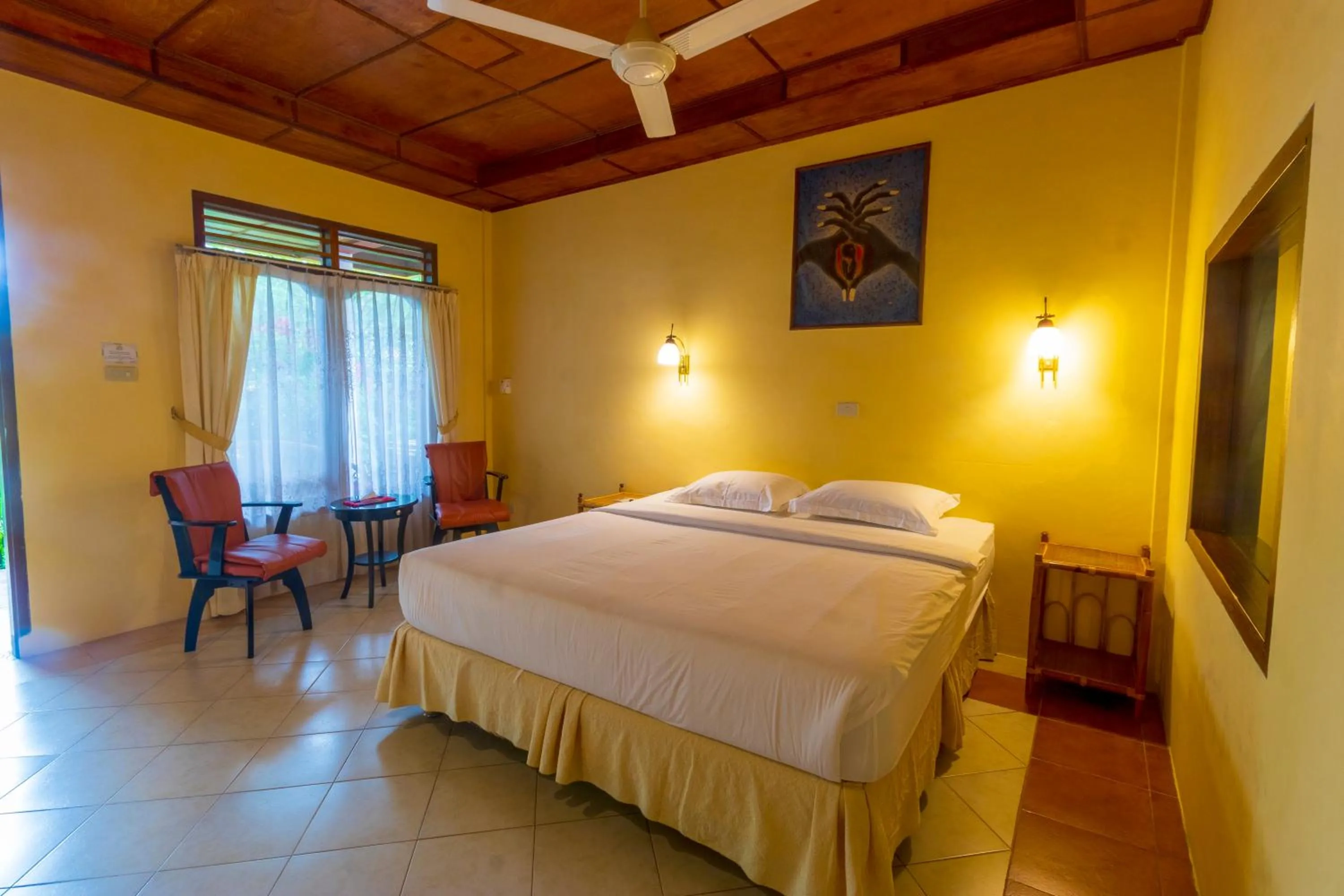 Bed in Tabo Cottages