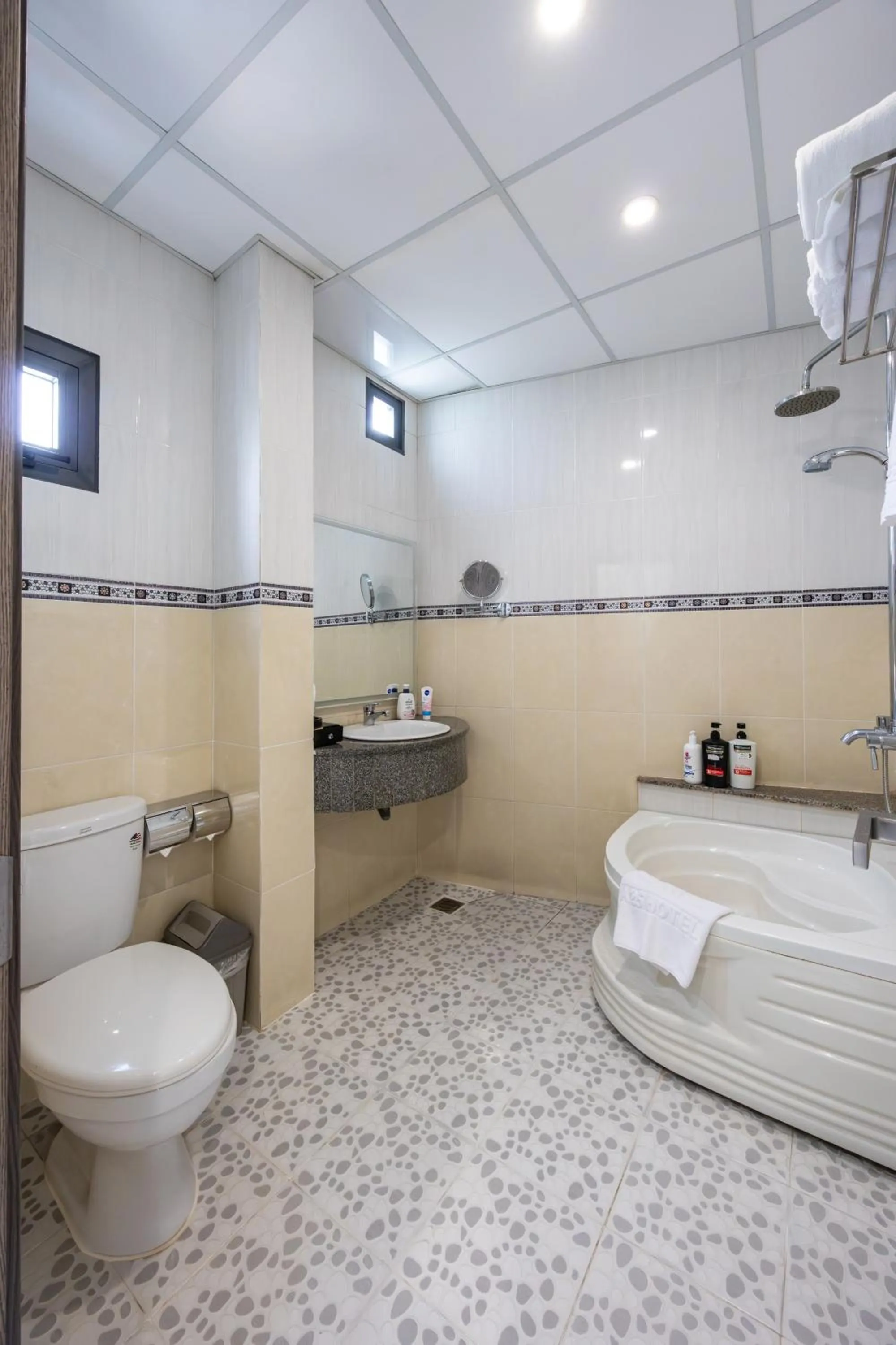 Bathroom in A25 Hotel - 65G Nguyen Thai Hoc