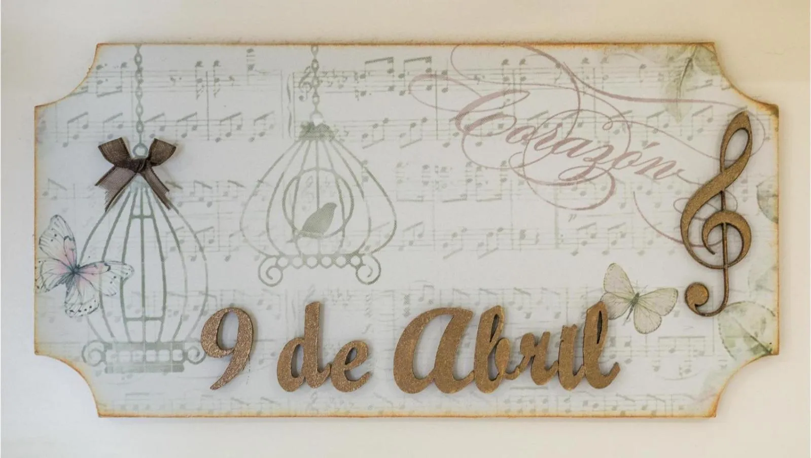 Property logo or sign in Pensión 9 de Abril