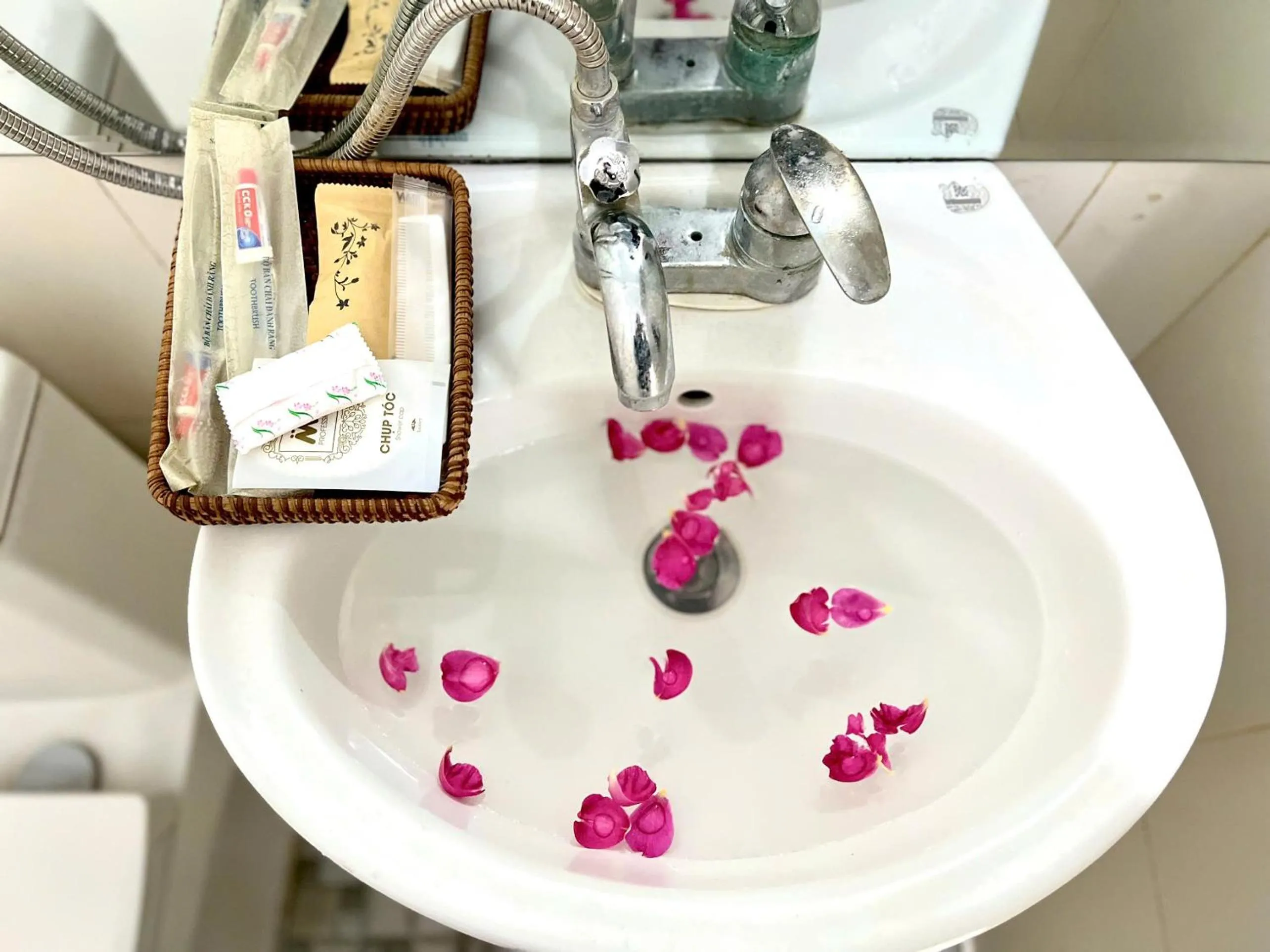 Bathroom in Noi Bai Sunflower Hotel