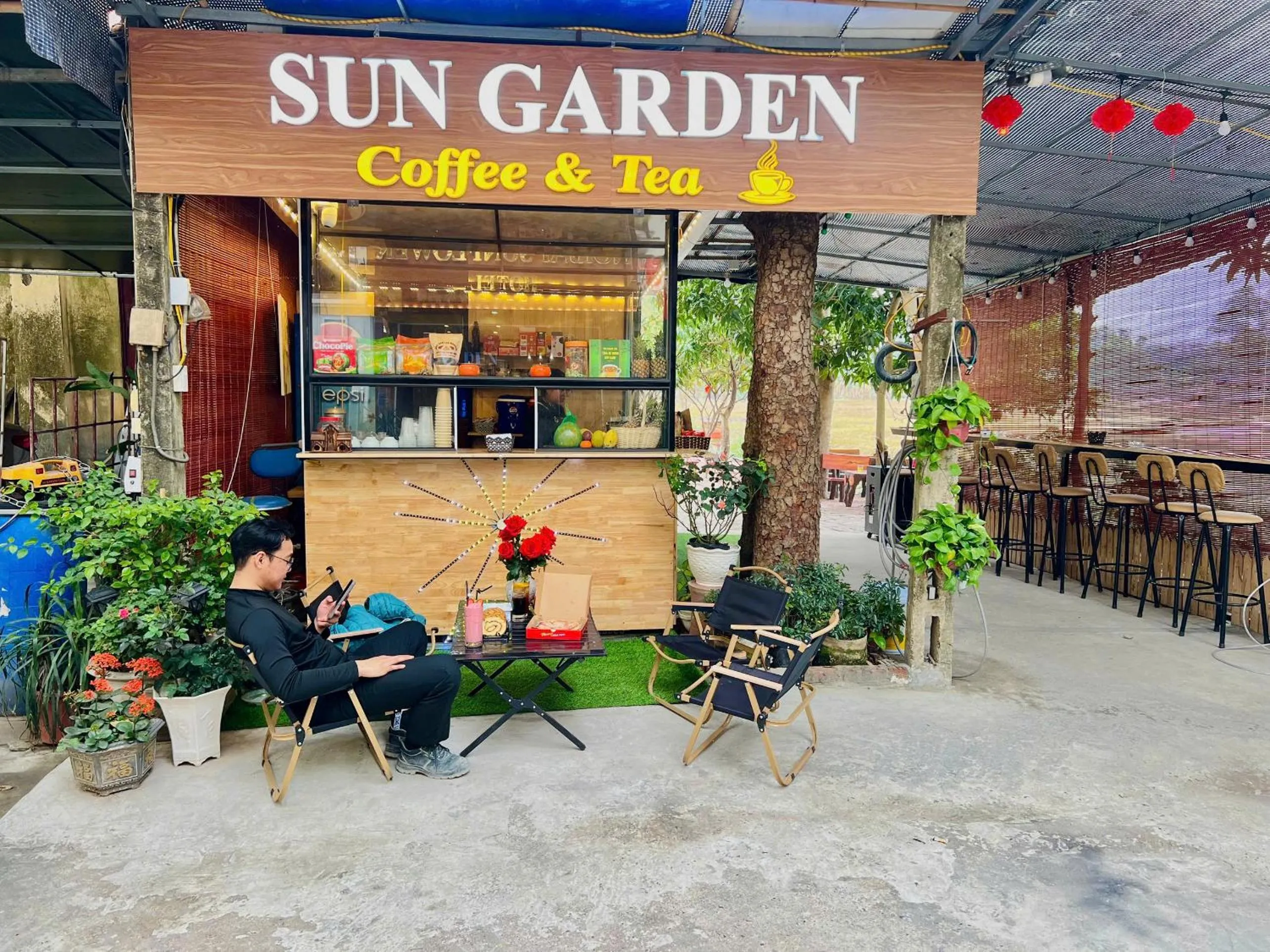 Restaurant/places to eat in Noi Bai Sunflower Hotel