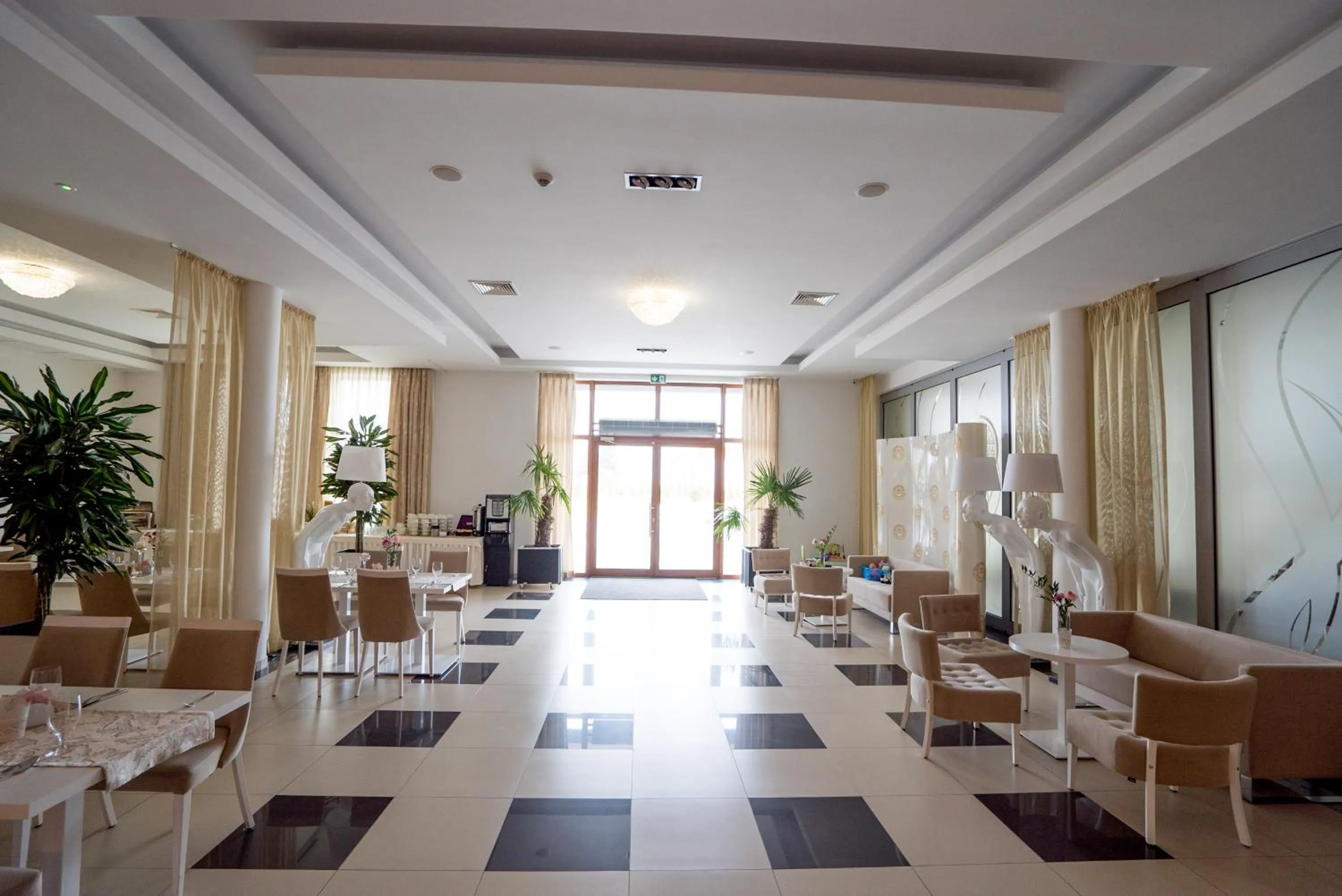 Property building in Hotel Aleksandria