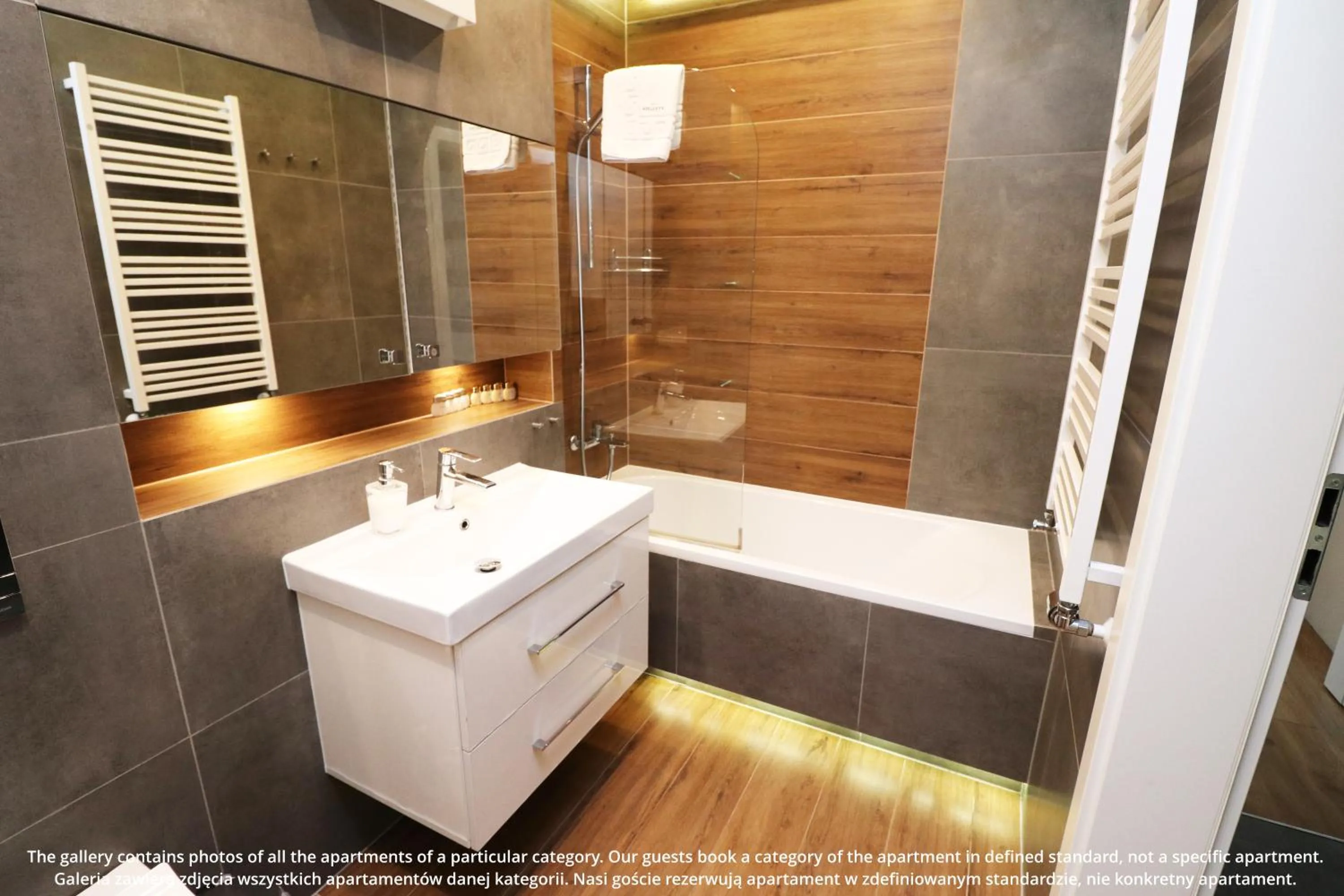 Shower in EXCLUSIVE Aparthotel Kraków Browar Lubicz