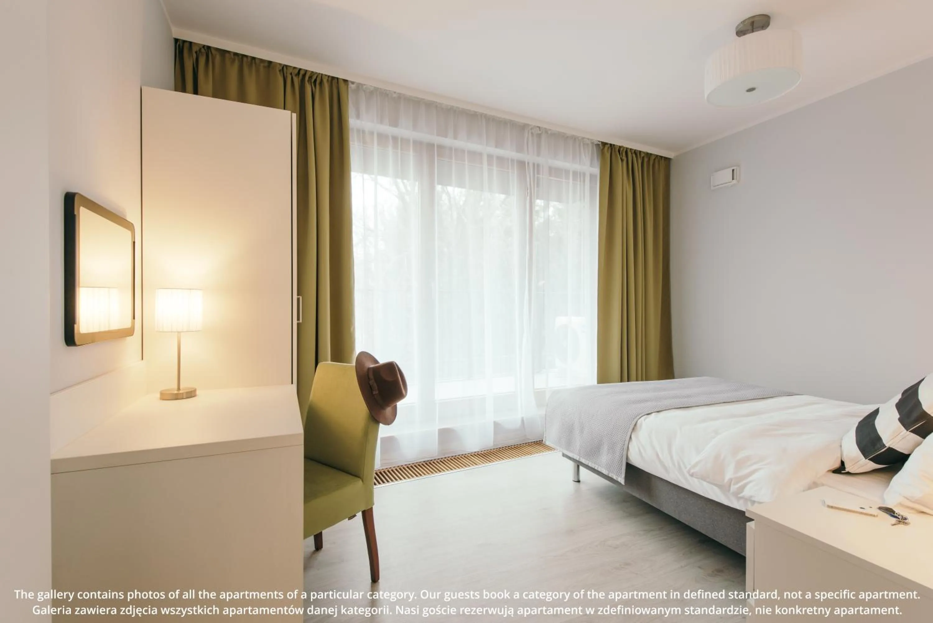 Bed in EXCLUSIVE Aparthotel Kraków Browar Lubicz