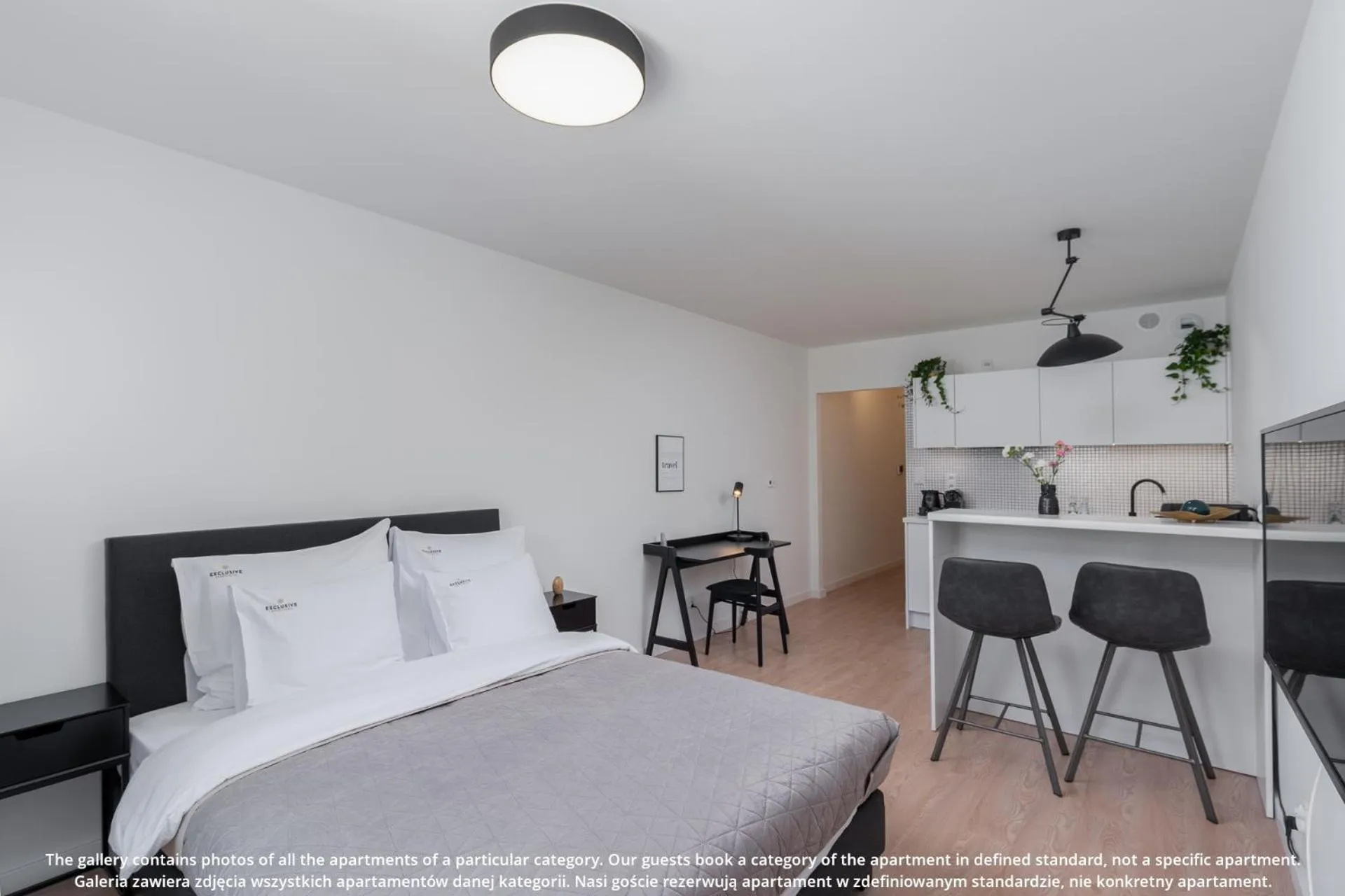 Bed in EXCLUSIVE Aparthotel Kraków Browar Lubicz