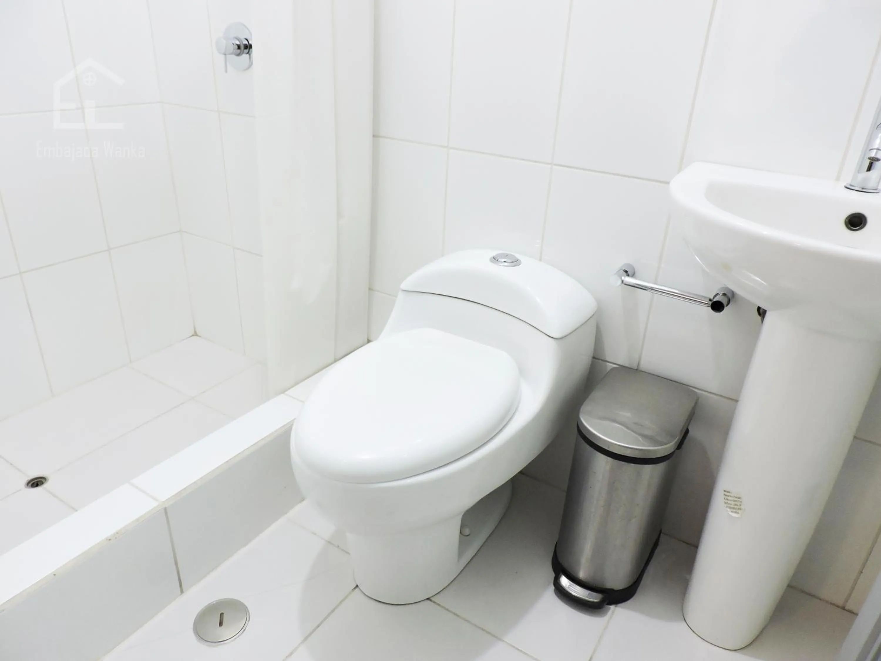 Bathroom in EmbajadaWanka