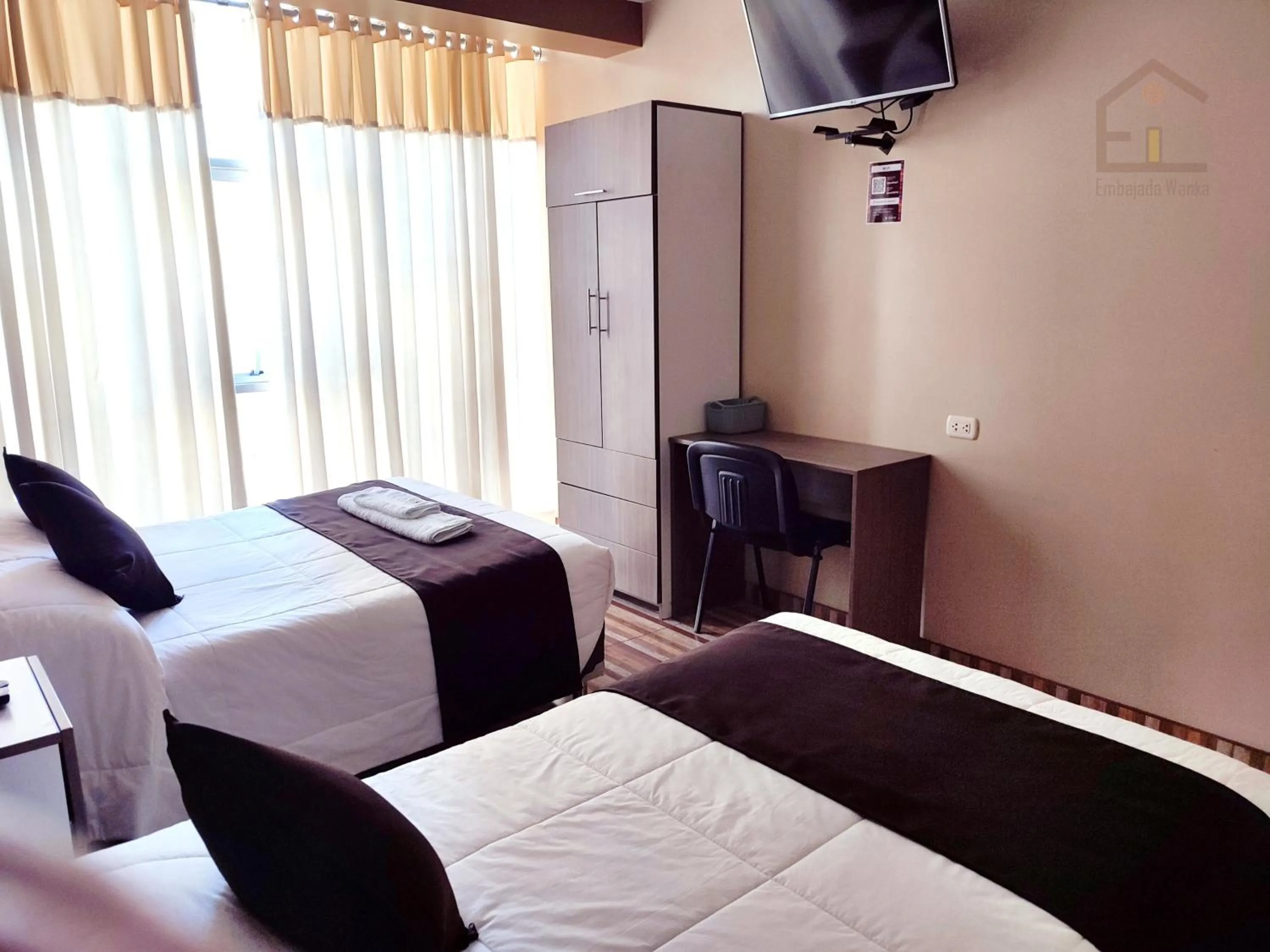 Photo of the whole room, Bed in EmbajadaWanka