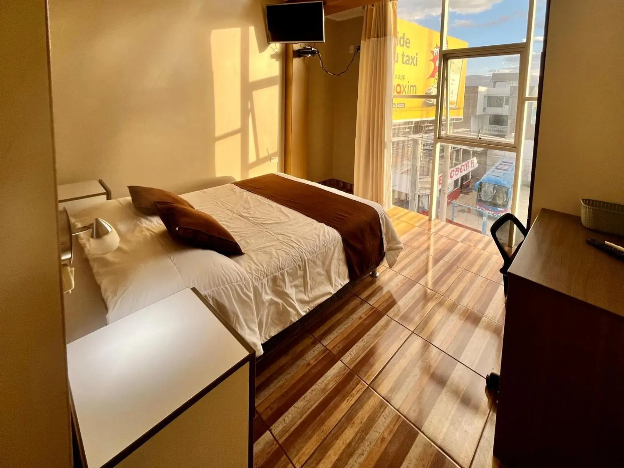 Superior Double Room - single occupancy in EmbajadaWanka Superior Double Room - single occupancy in EmbajadaWanka