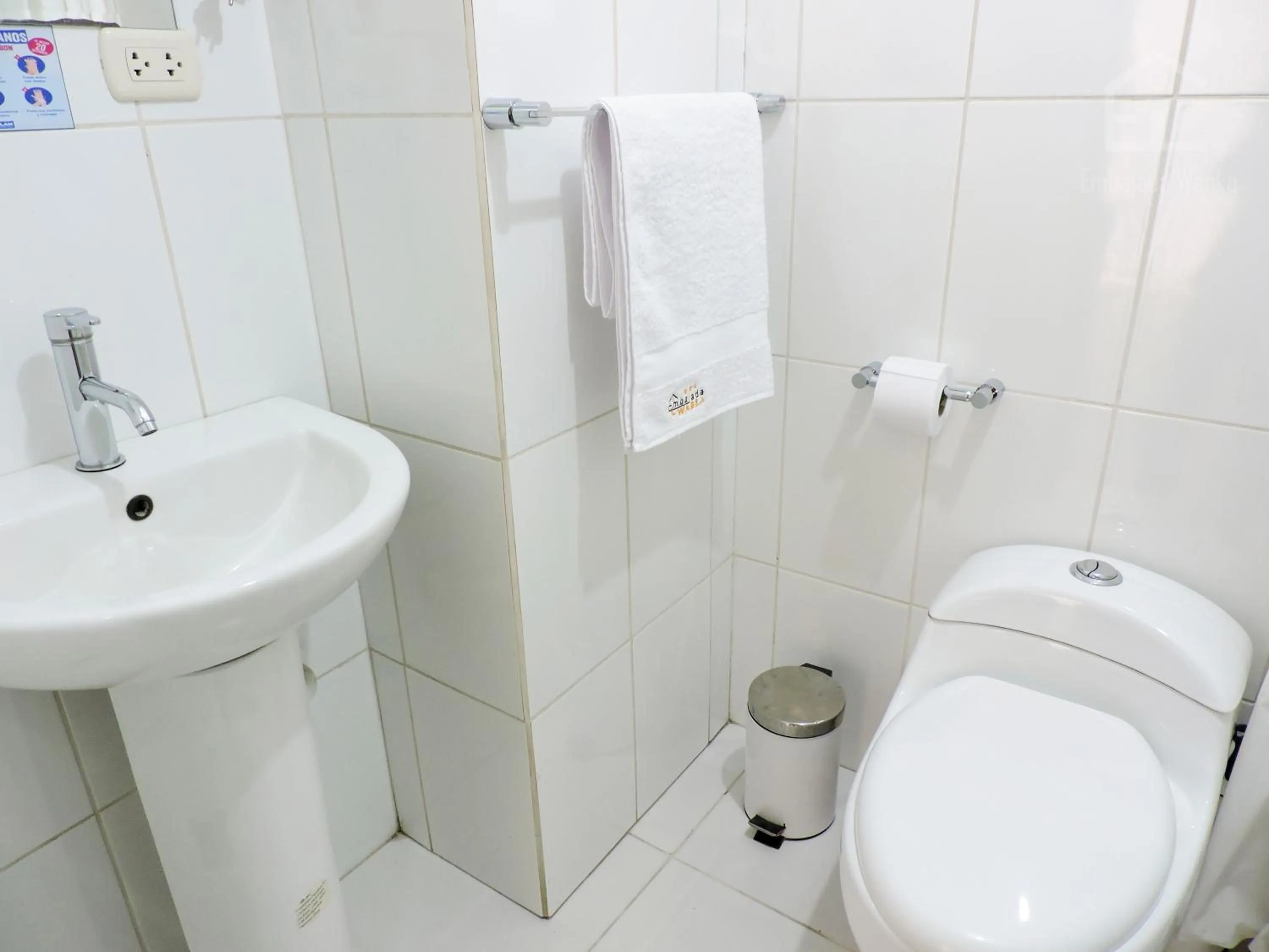 Bathroom in EmbajadaWanka