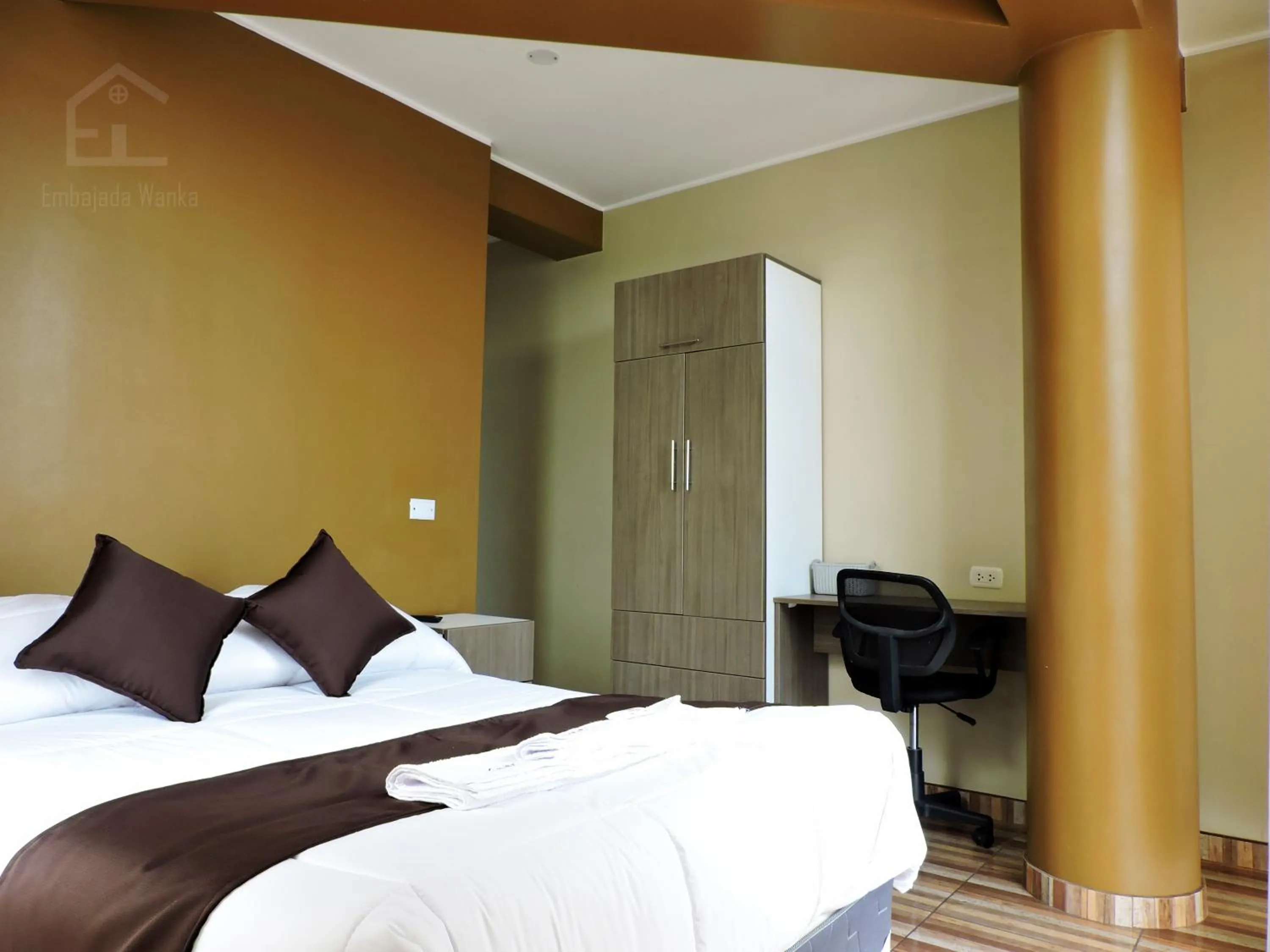 Photo of the whole room, Bed in EmbajadaWanka