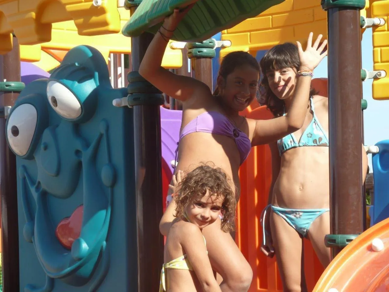 children in Hotel San Domingo