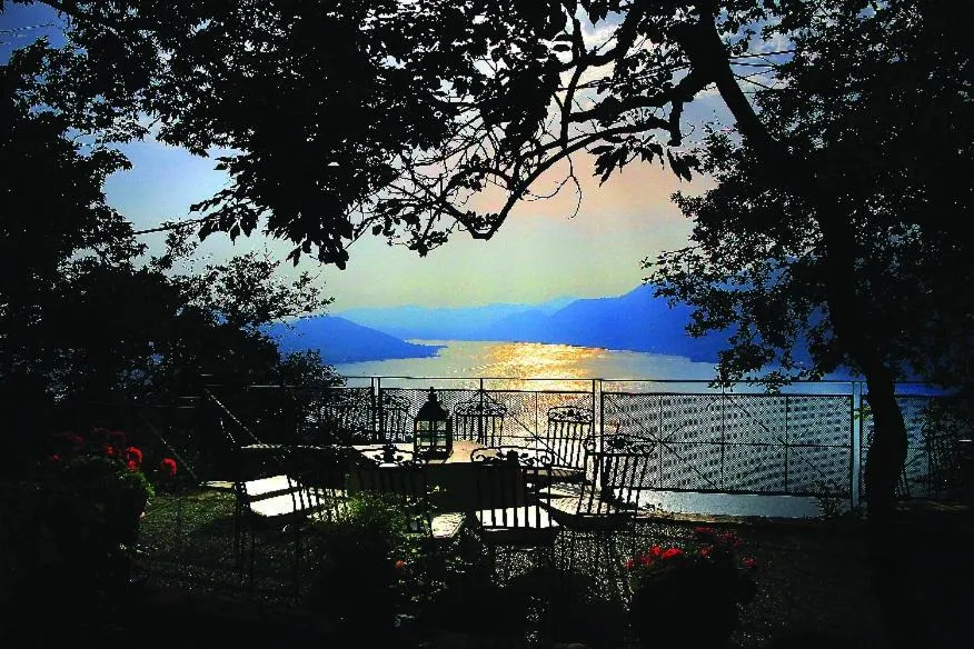 Lake view in Relais I Due Roccoli