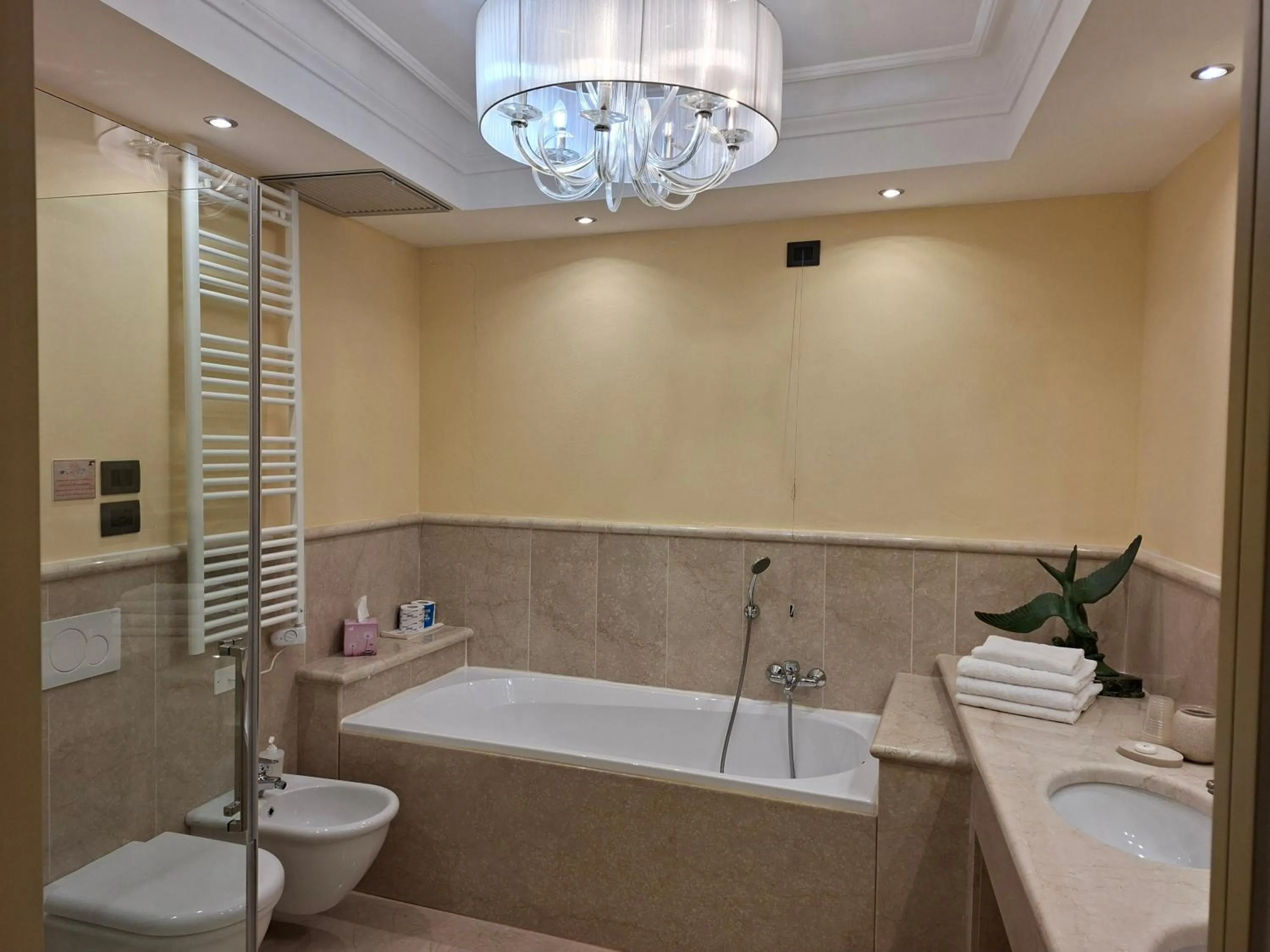 Bathroom in Relais I Due Roccoli