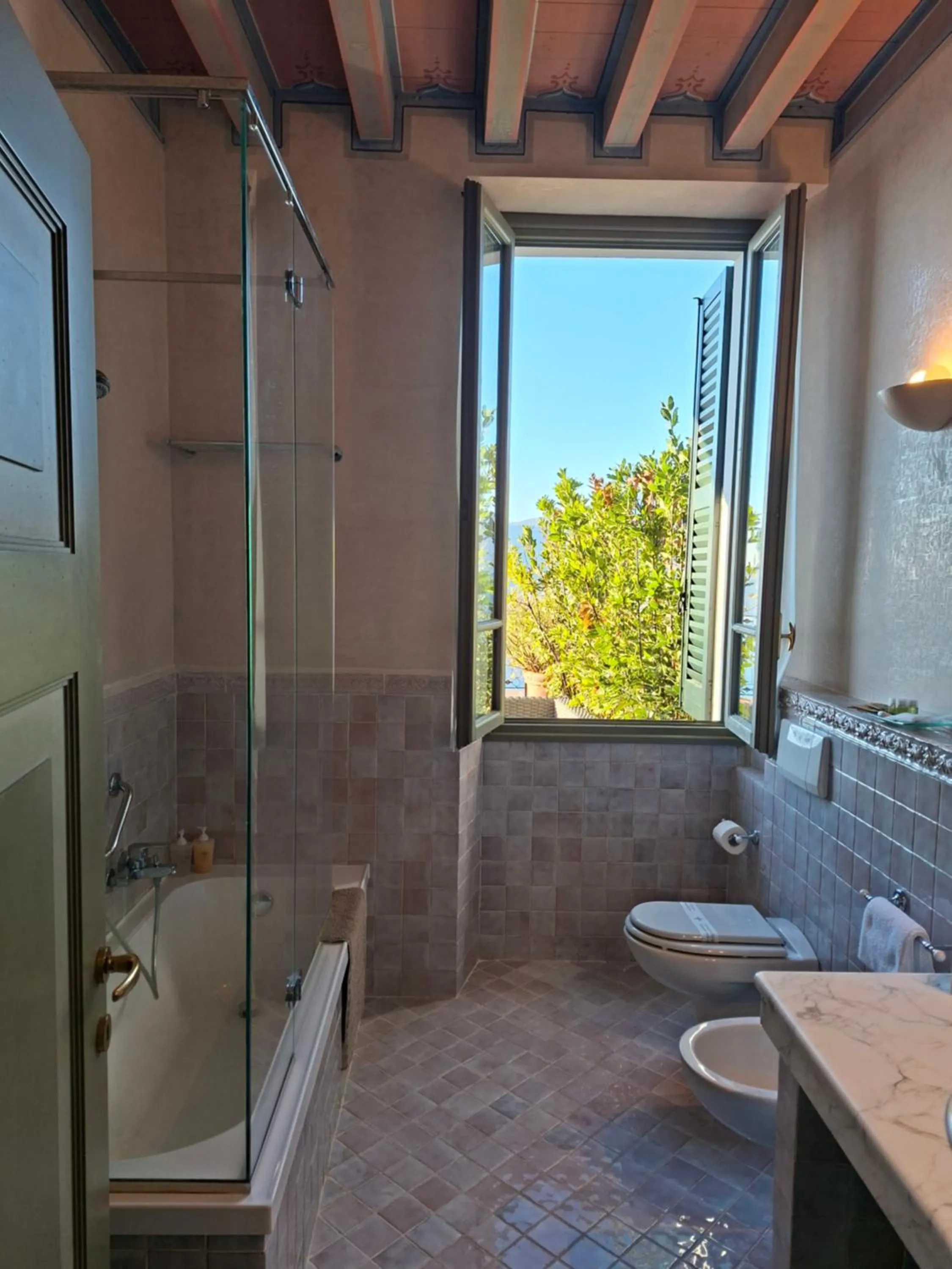 Bathroom in Relais I Due Roccoli