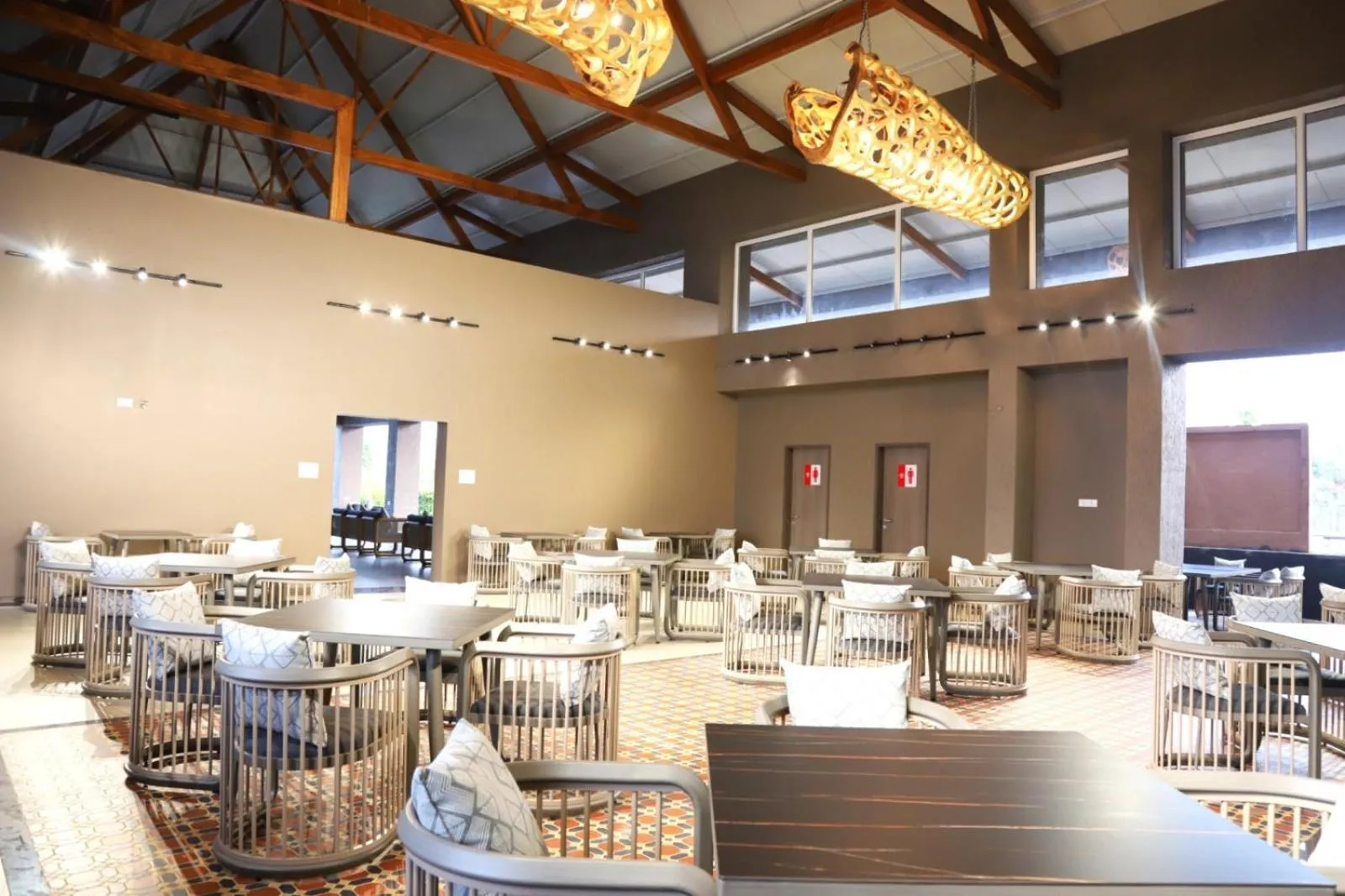 Restaurant/places to eat in Mastiff Select Riveria Resort, Igatpuri Road, Nashik