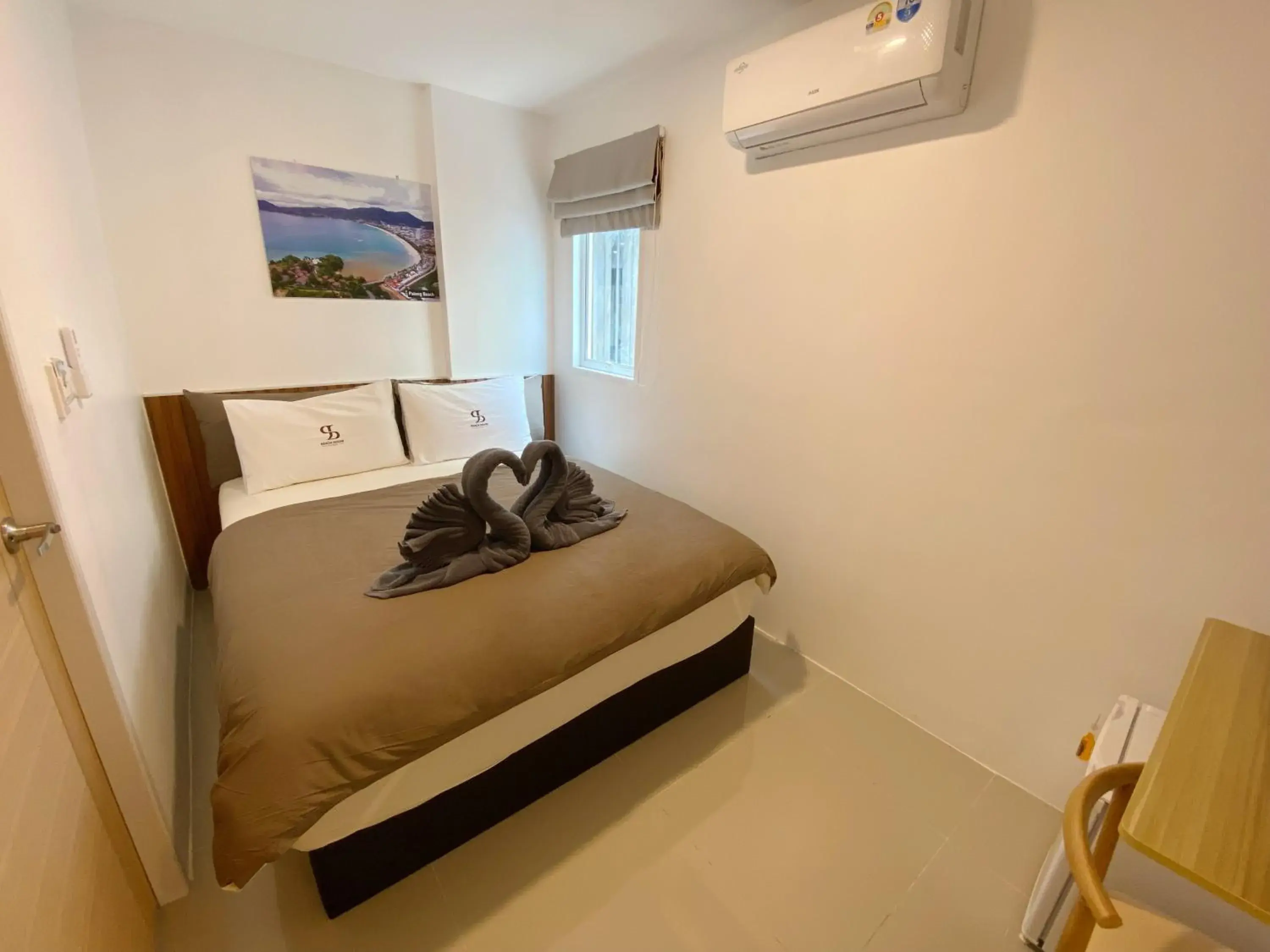 Queen Studio in SJ Beach House Patong Queen Studio in SJ Beach House Patong