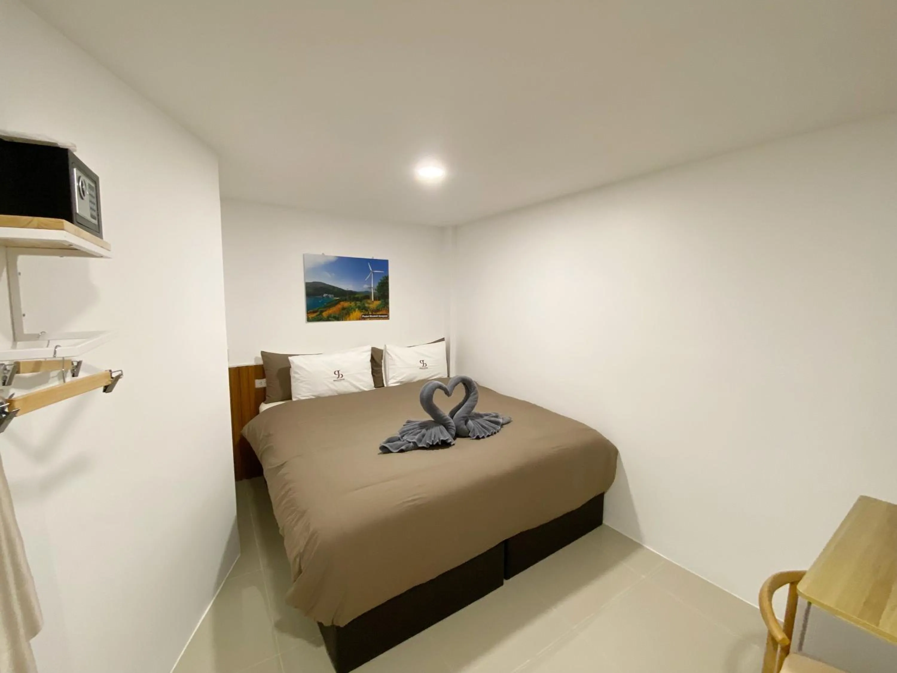 Bed in SJ Beach House Patong
