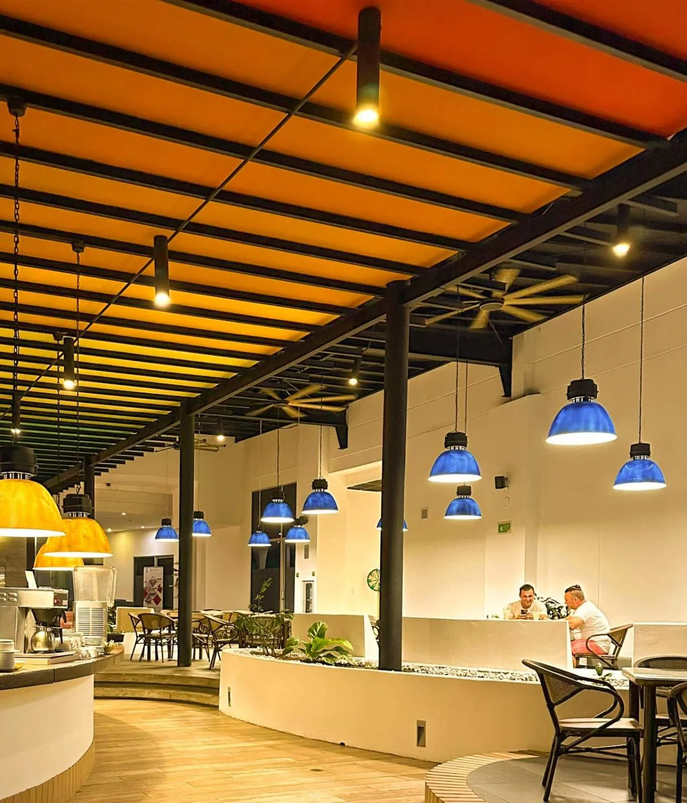 Restaurant/places to eat in Pop Art Hotel CLC Puerto Mamonal Cartagena