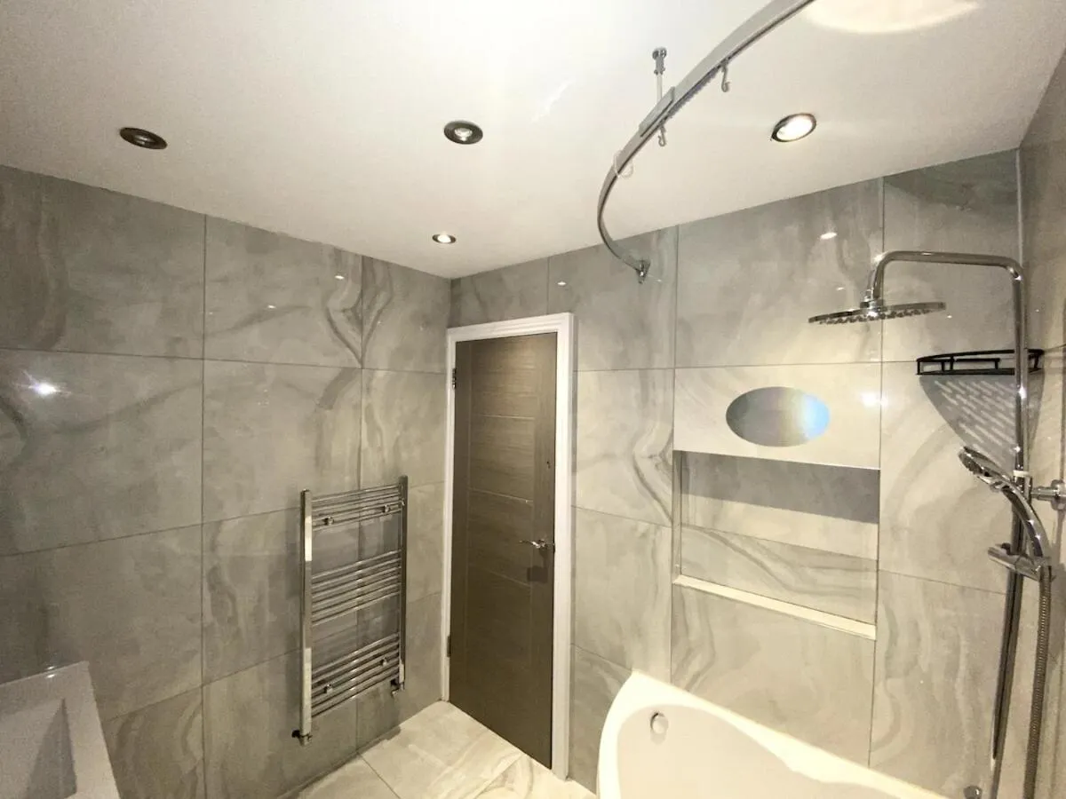 Bathroom in Tooting Stays