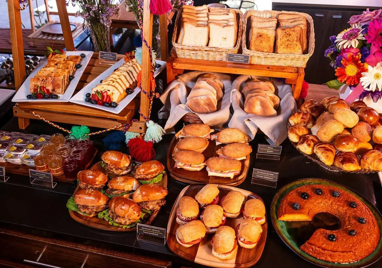 Breakfast in Union Hotel Cusco Breakfast in Union Hotel Cusco