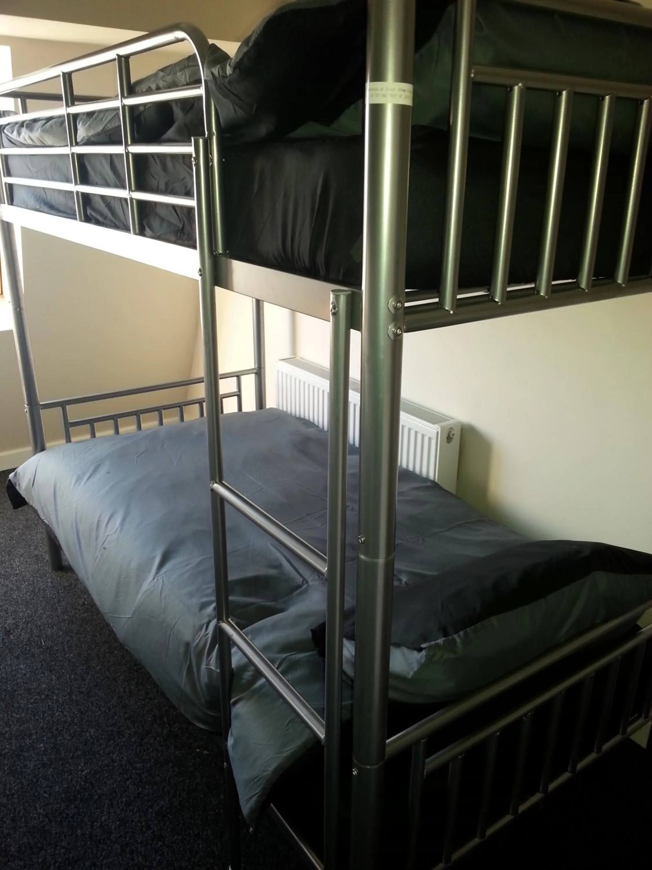 bunk bed, Bed in Budget Hostel