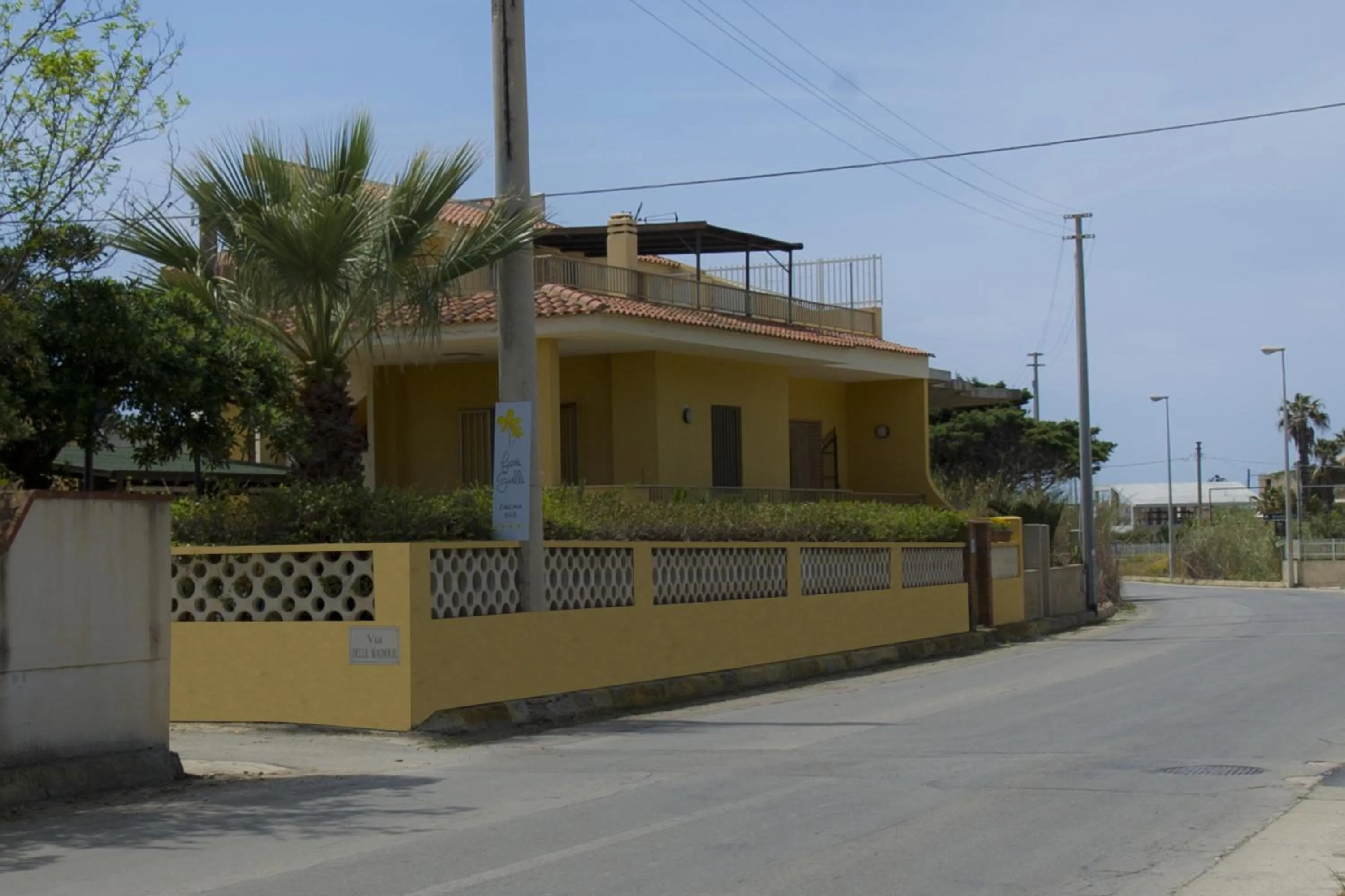 B&B Fiori Gialli Caucana