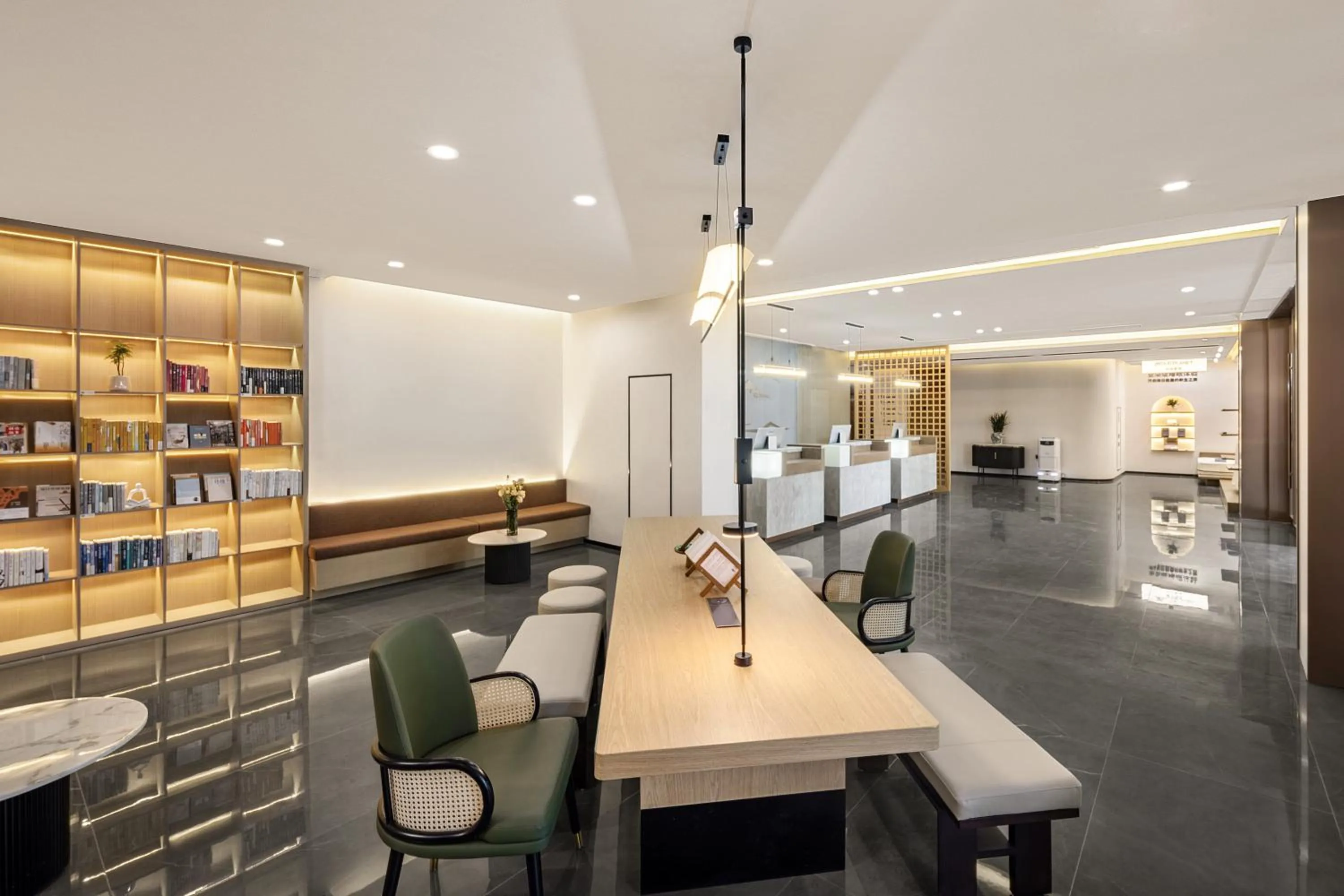 Lobby or reception in Atour Hotel Hangzhou Xiaoshan Airport Airport Town