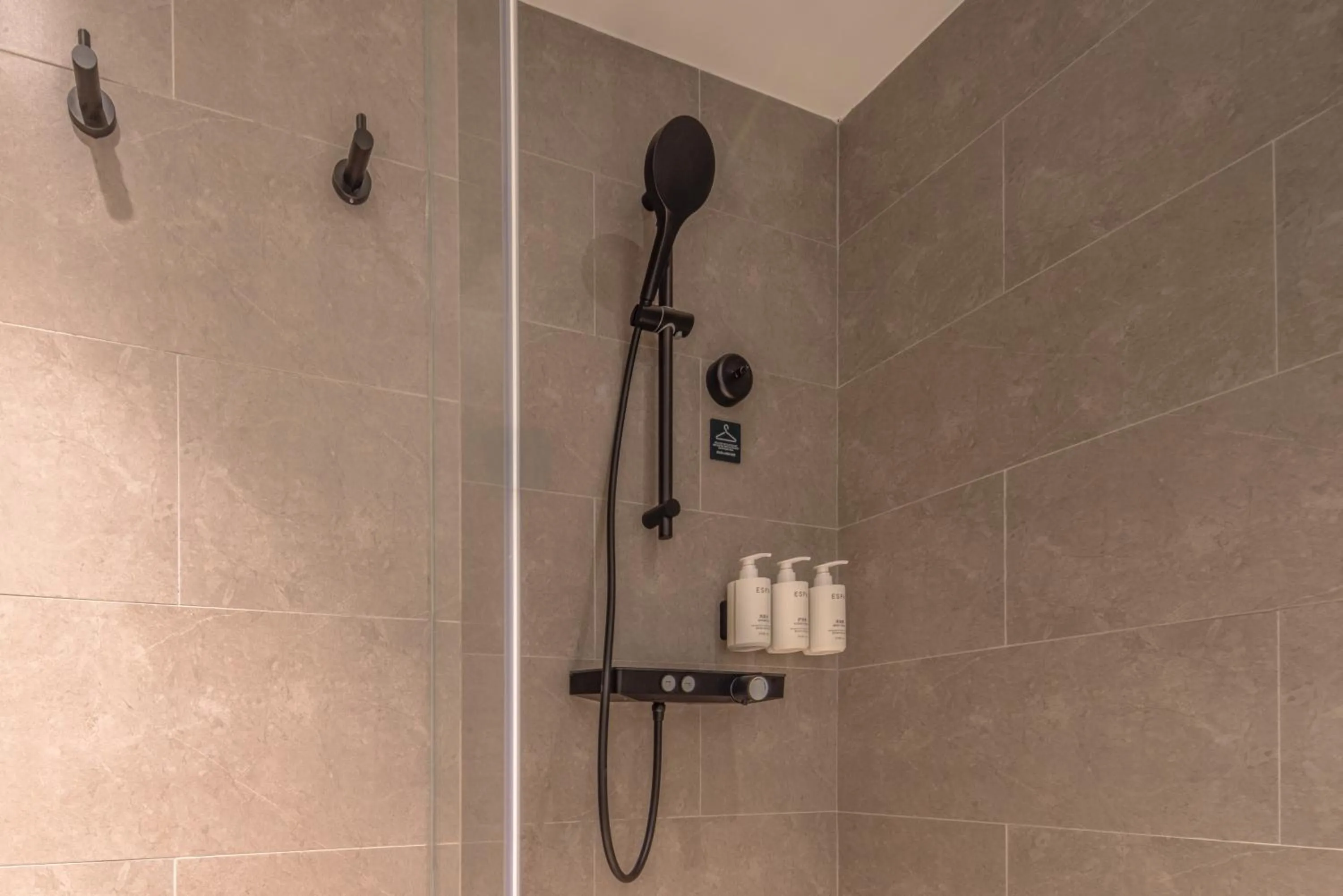 Atour Hotel Hangzhou Xiaoshan Airport Airport Town