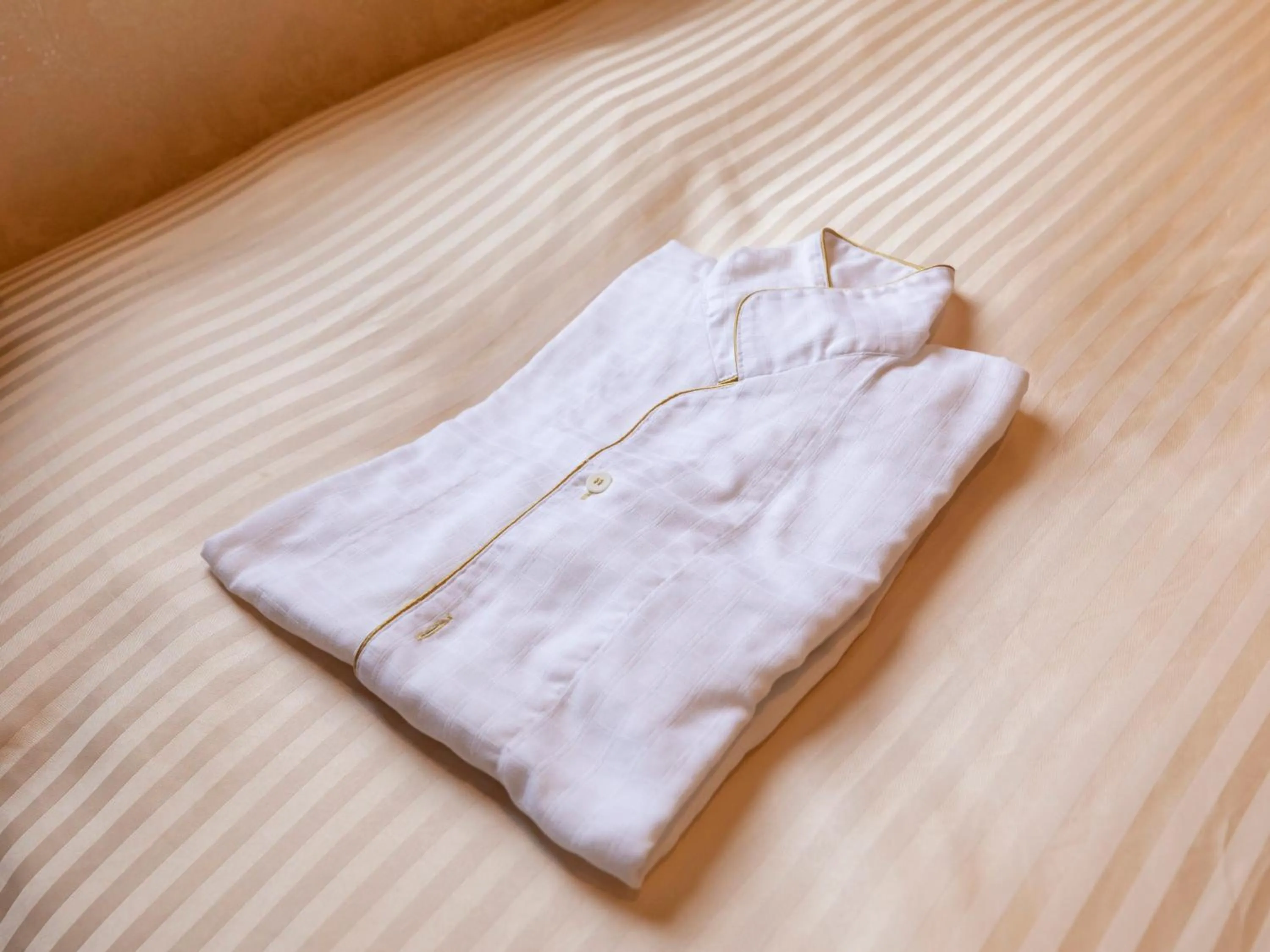 Photo of the whole room, Bed in Business Hotel Awaikeda Eleven 2