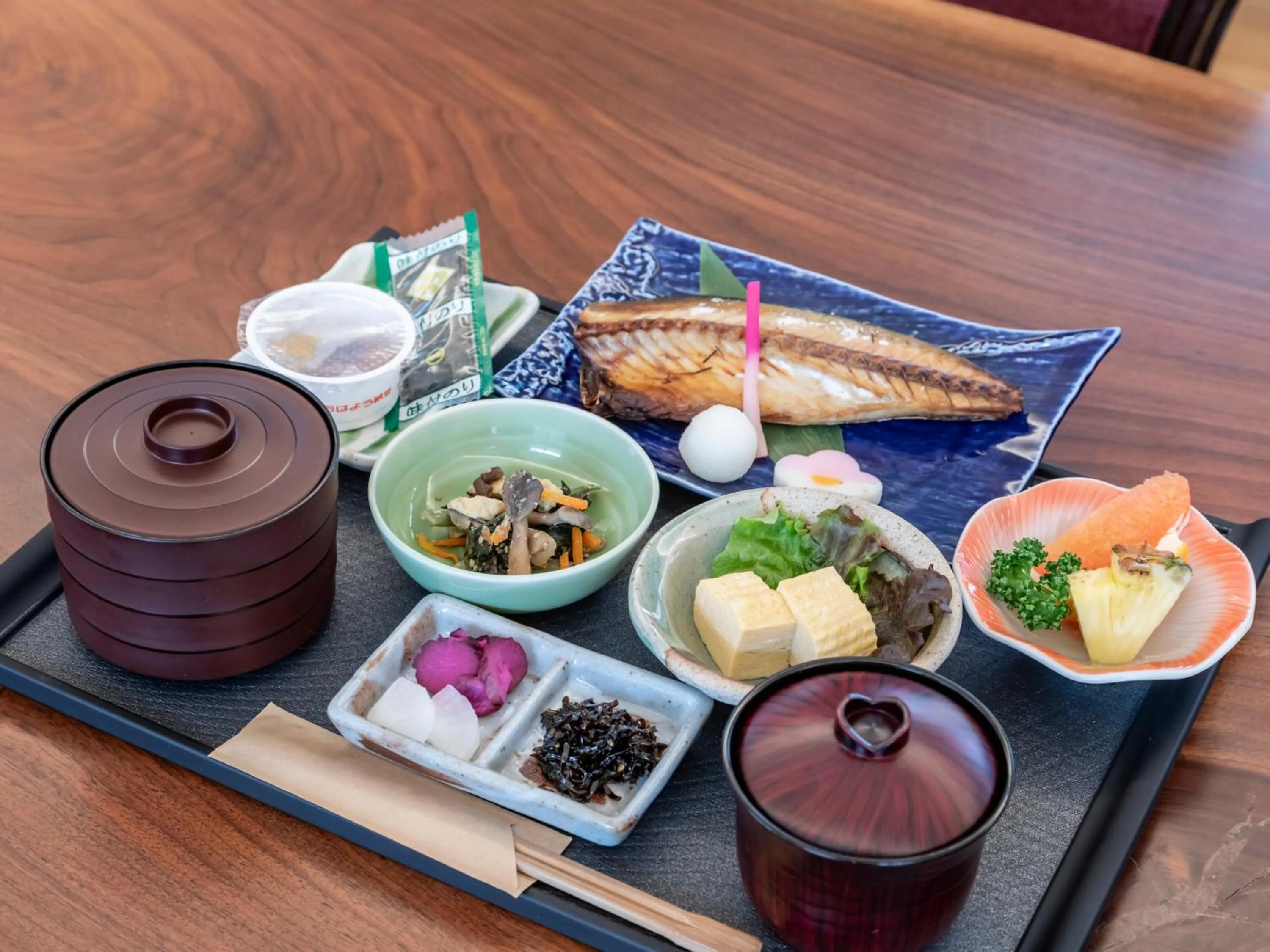 Food in Business Hotel Awaikeda Eleven 2