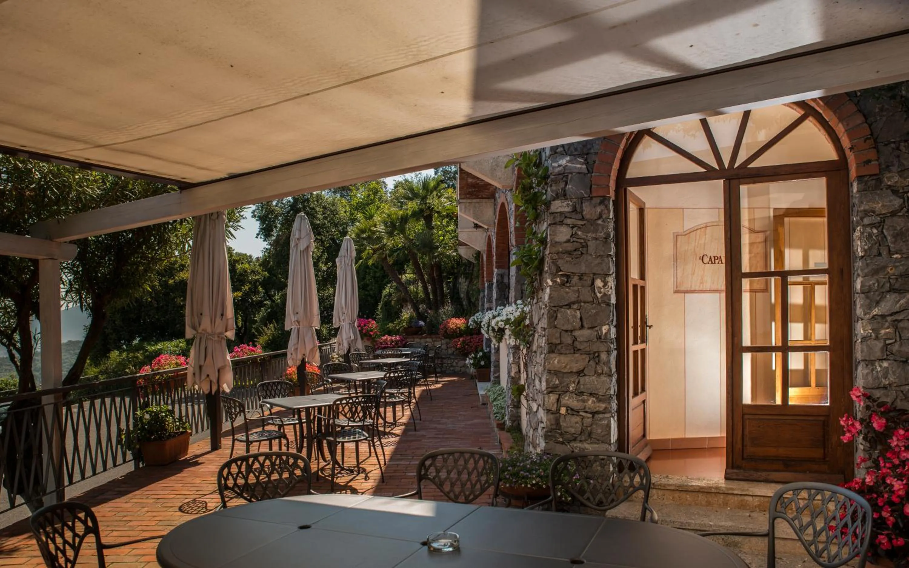 Restaurant/places to eat in Il Capanno