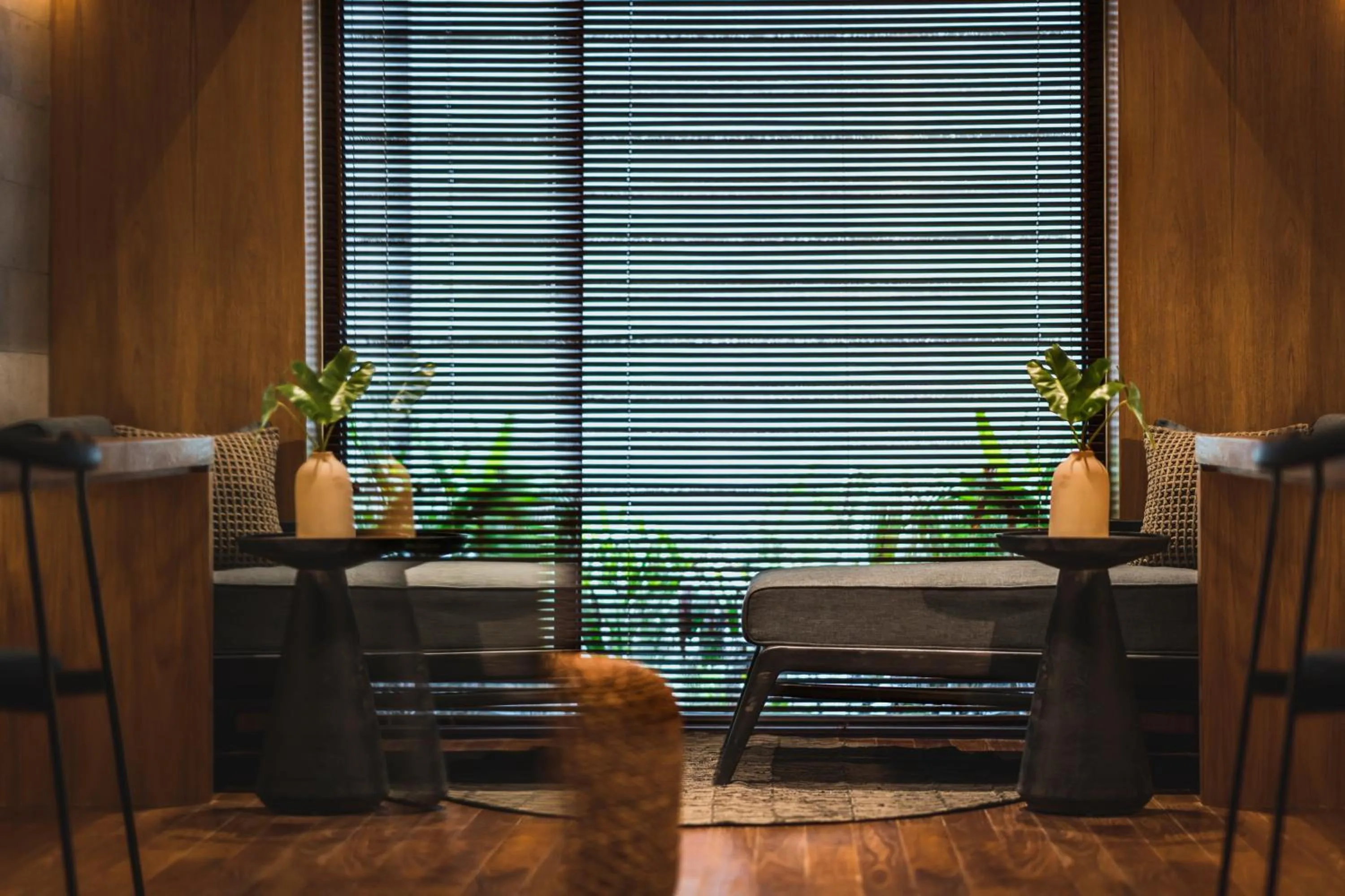 Seating area in iSuite by Ekosistem