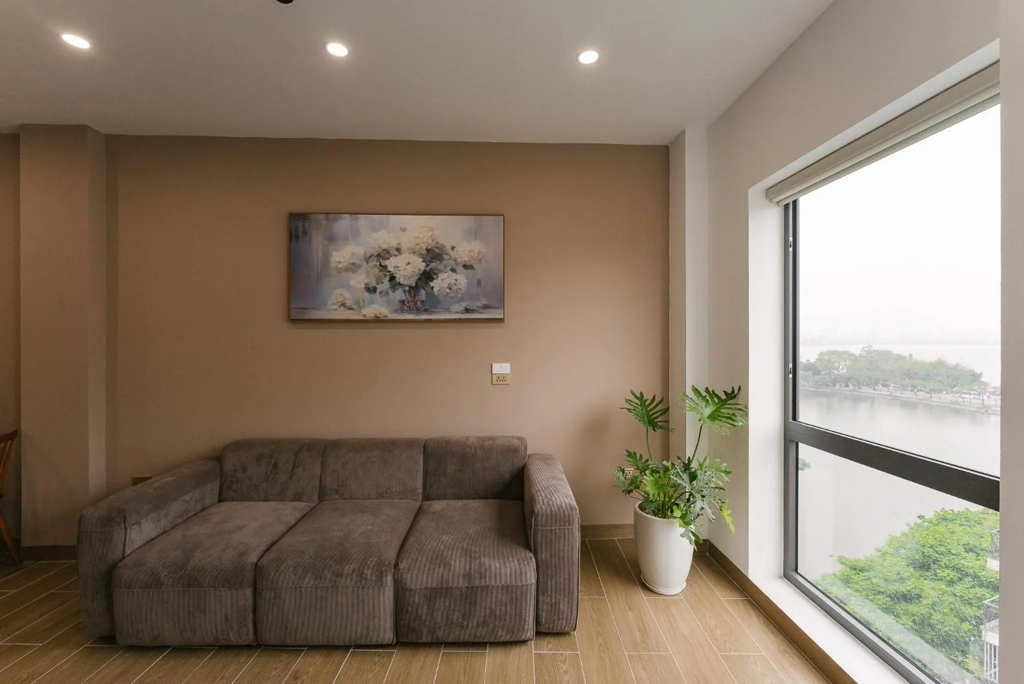 Living room in An Nguyen Lakeside Residence