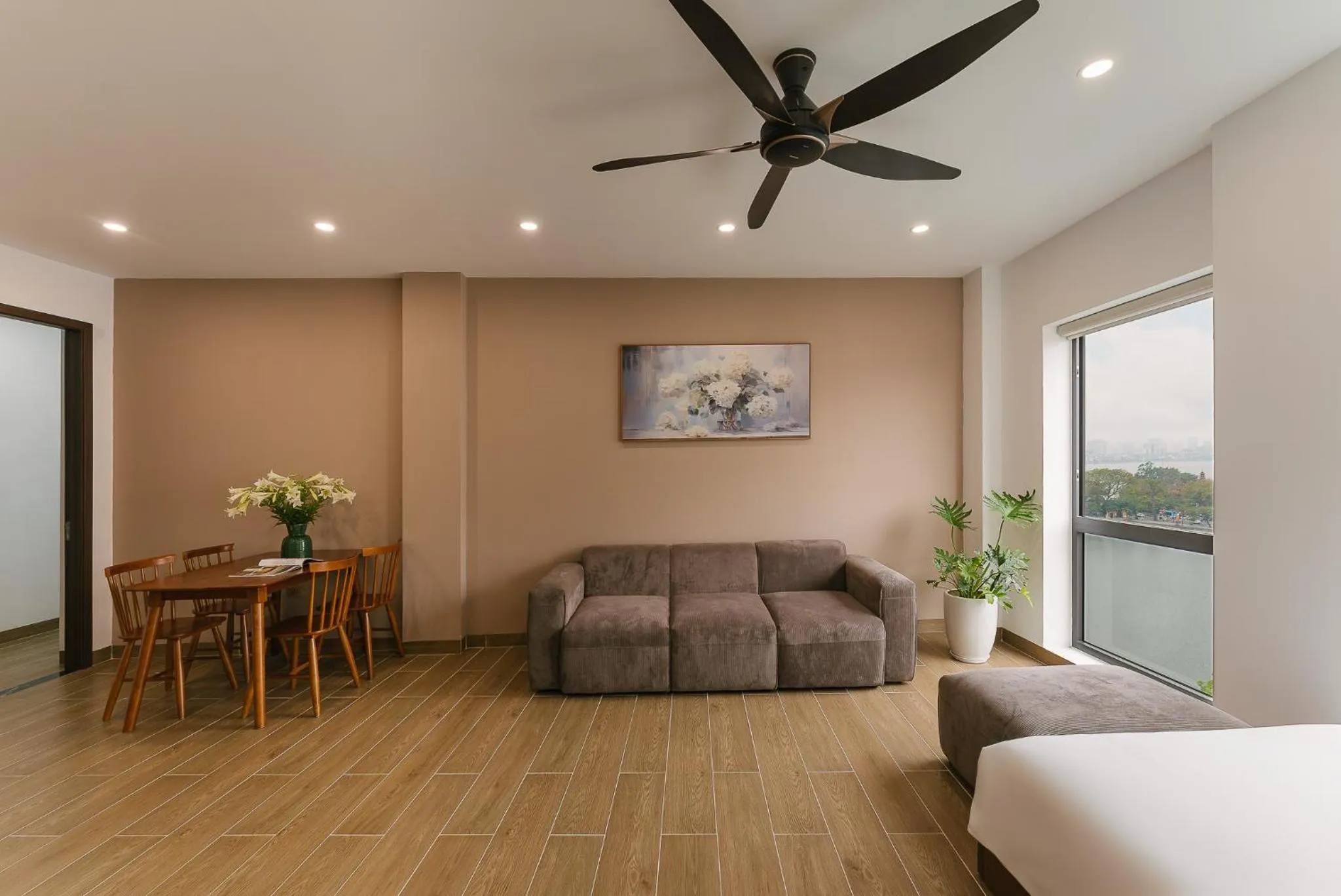 Living room in An Nguyen Lakeside Residence