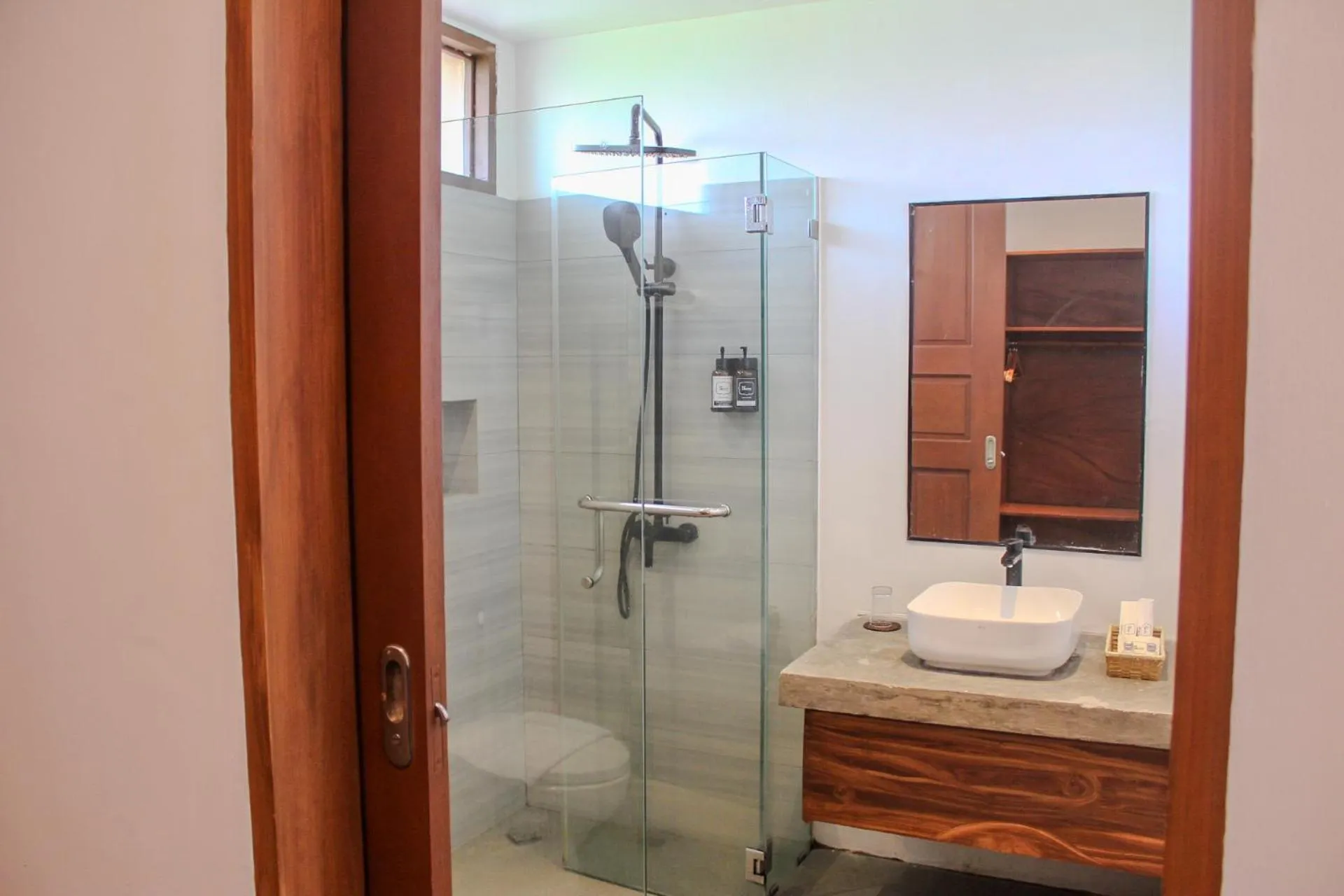 Shower in The Henry Resort Siargao at Kermit