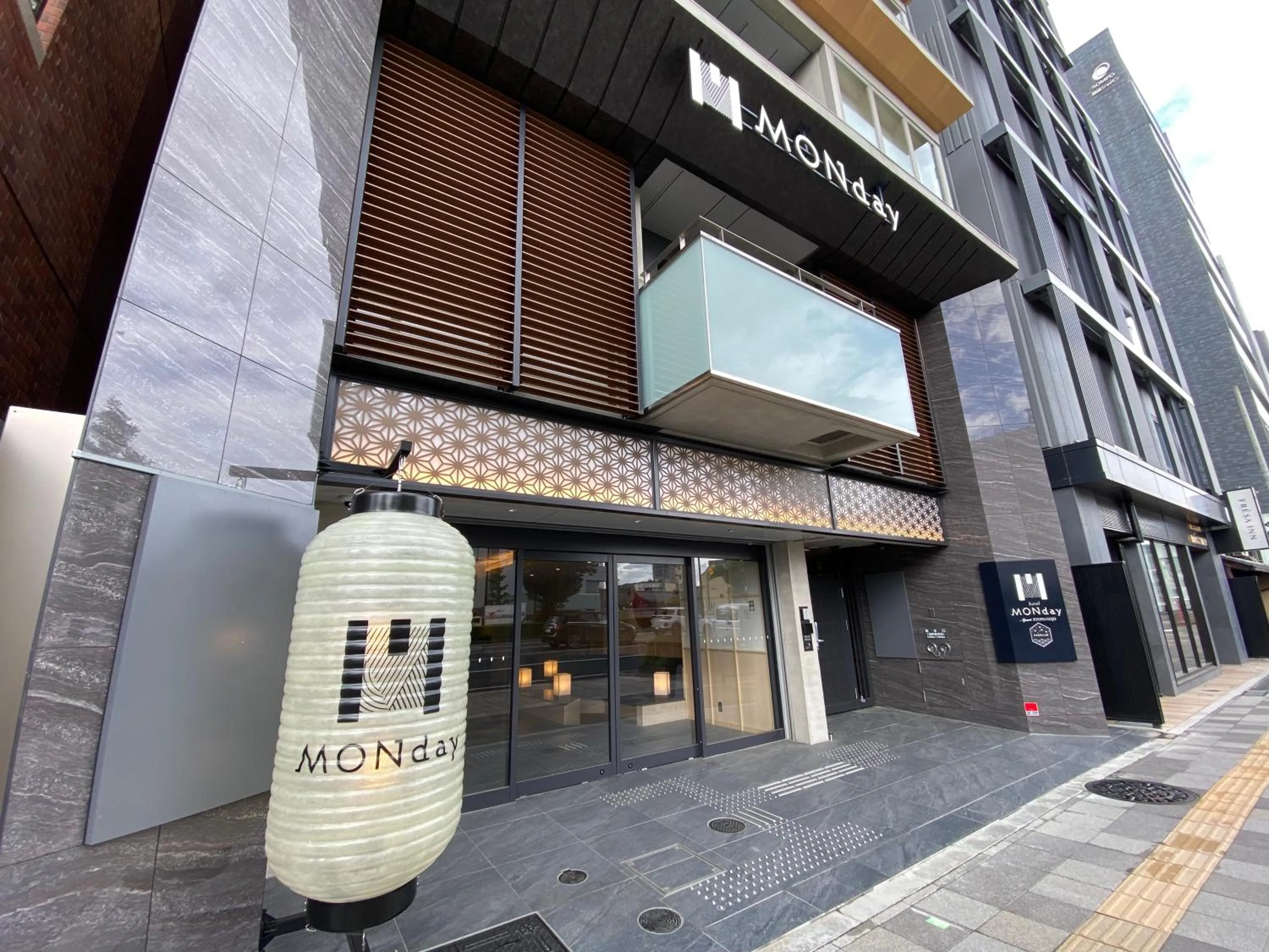 Premium Apart MONday KYOTO GOJO