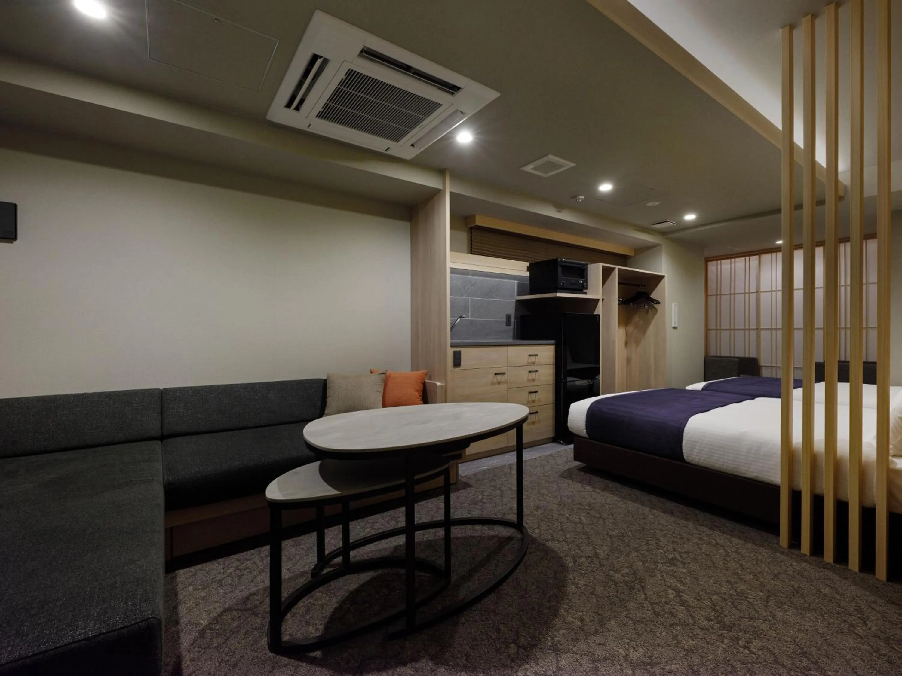 Bed in Premium Apart MONday KYOTO GOJO