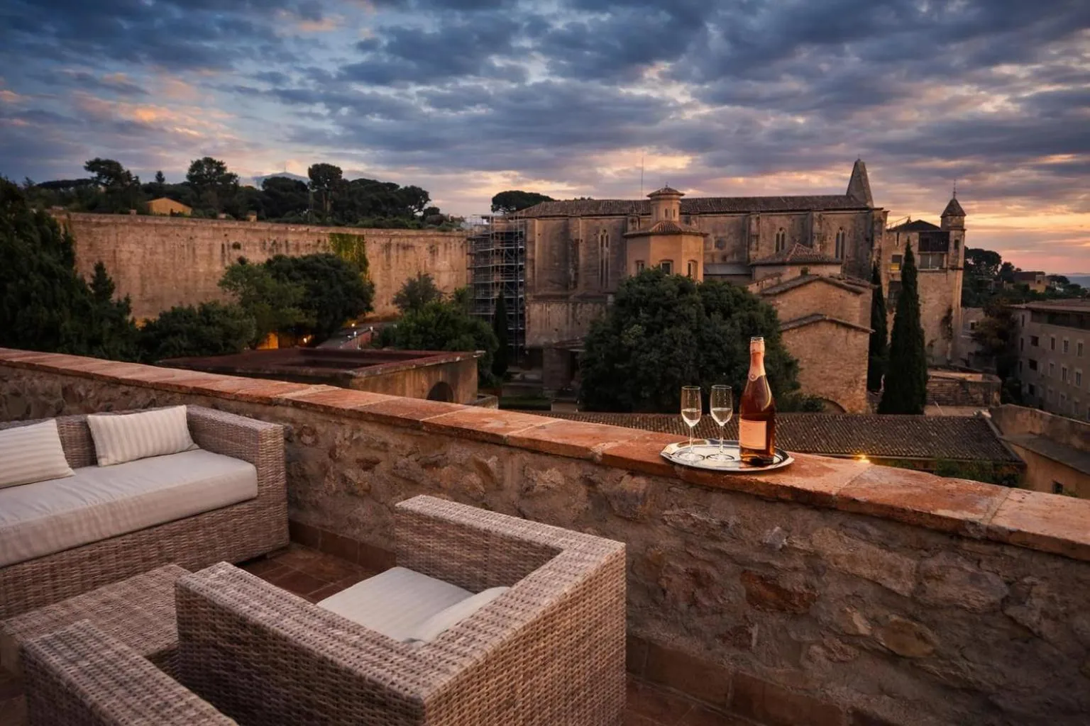 AS Palau dels Alemanys Suites Boutique Monument