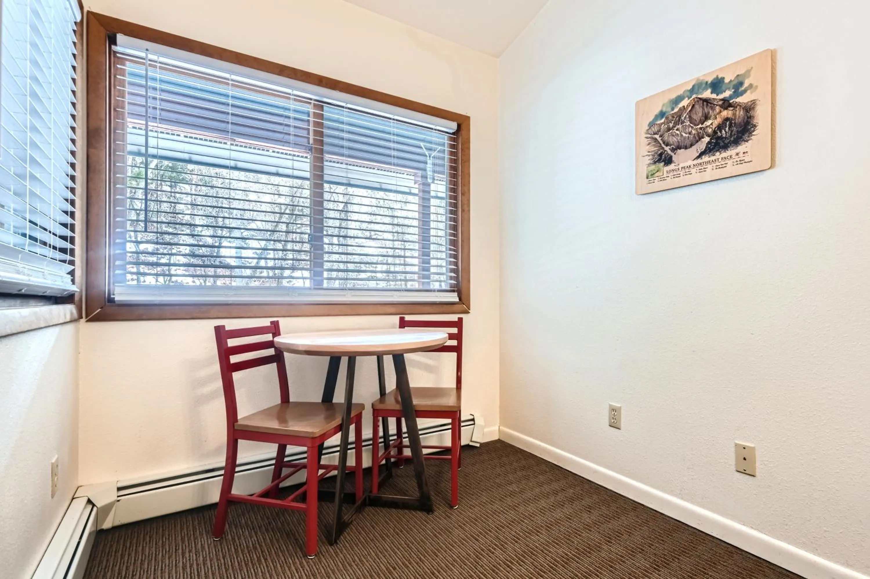 Dining area in A-Lodge Boulder