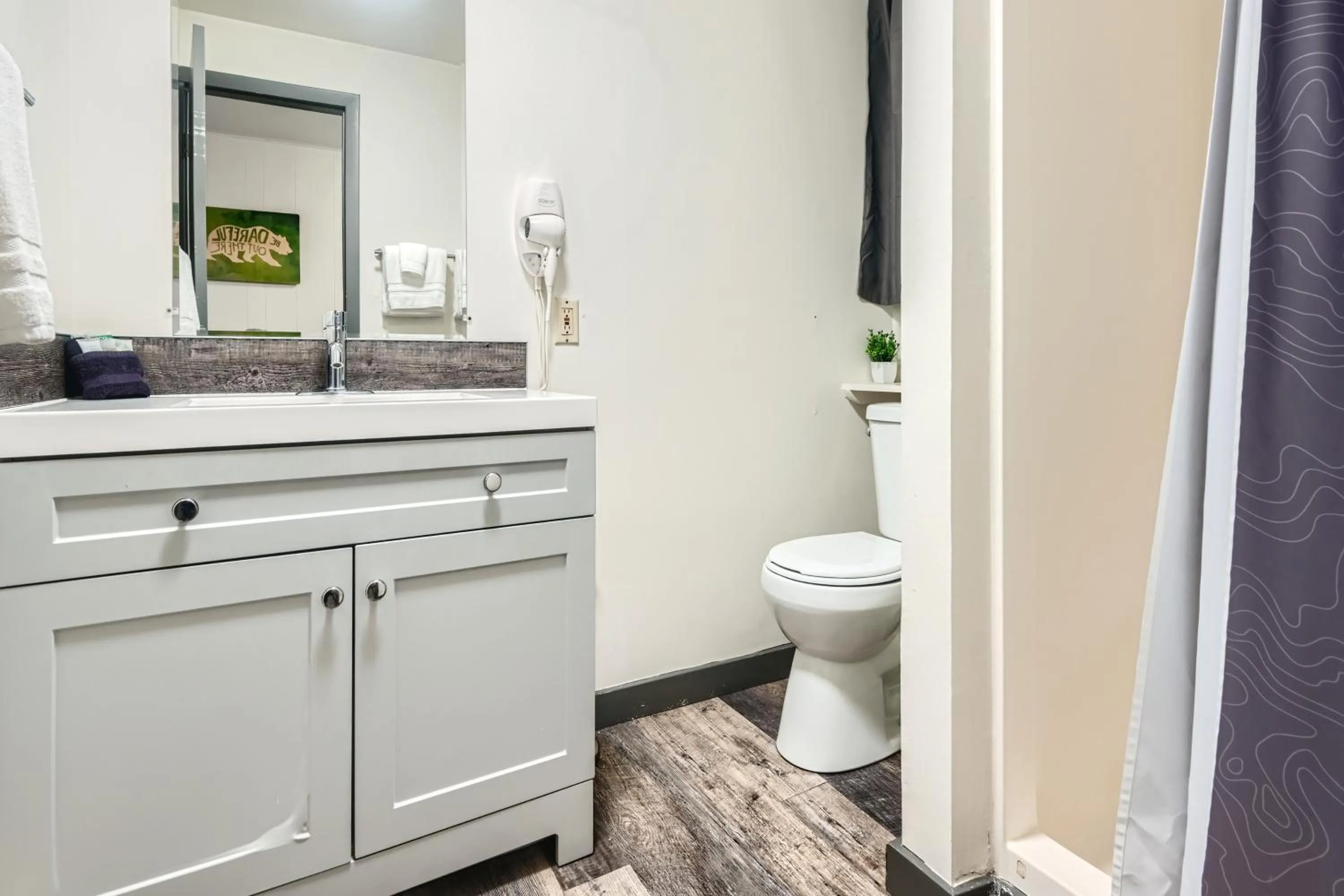 Bathroom in A-Lodge Boulder