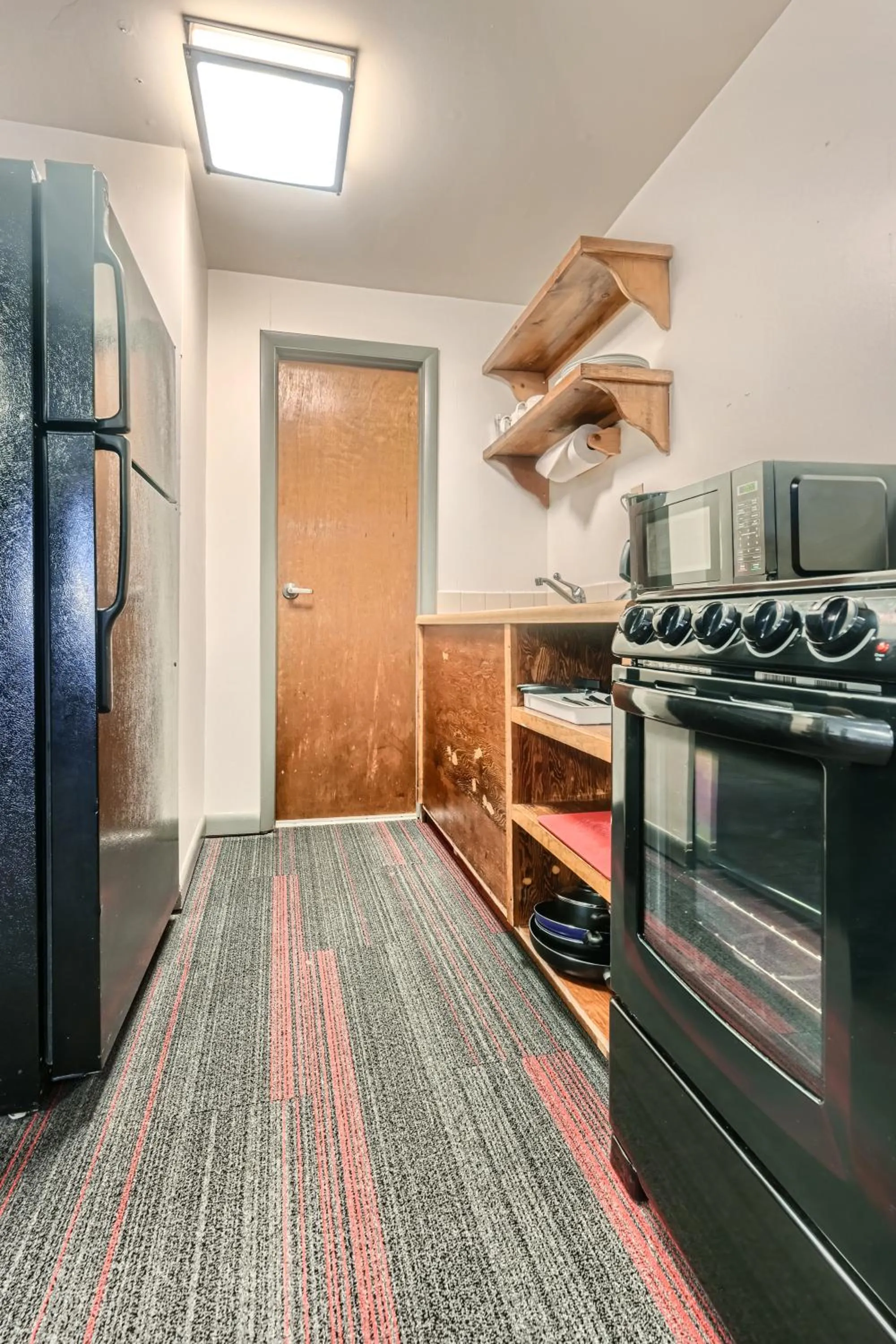 Kitchen or kitchenette in A-Lodge Boulder
