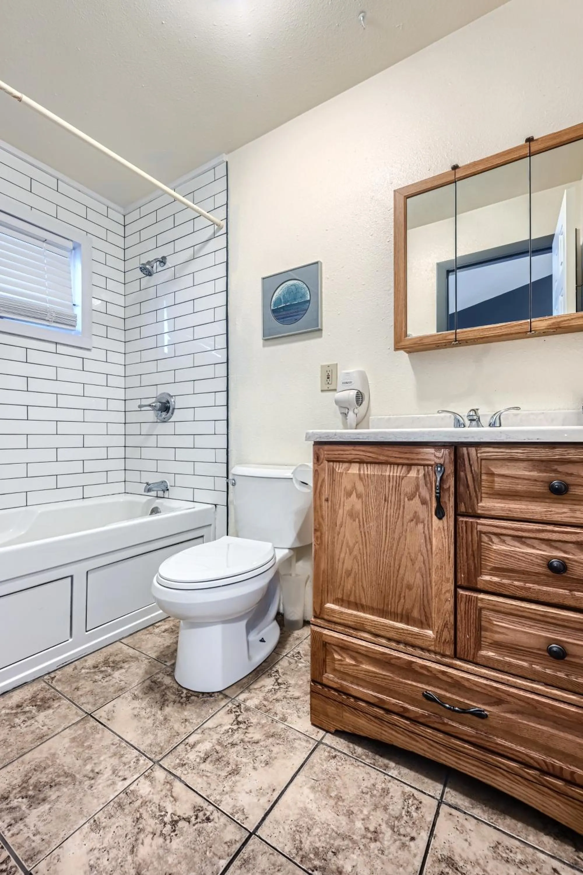 Shower in A-Lodge Boulder