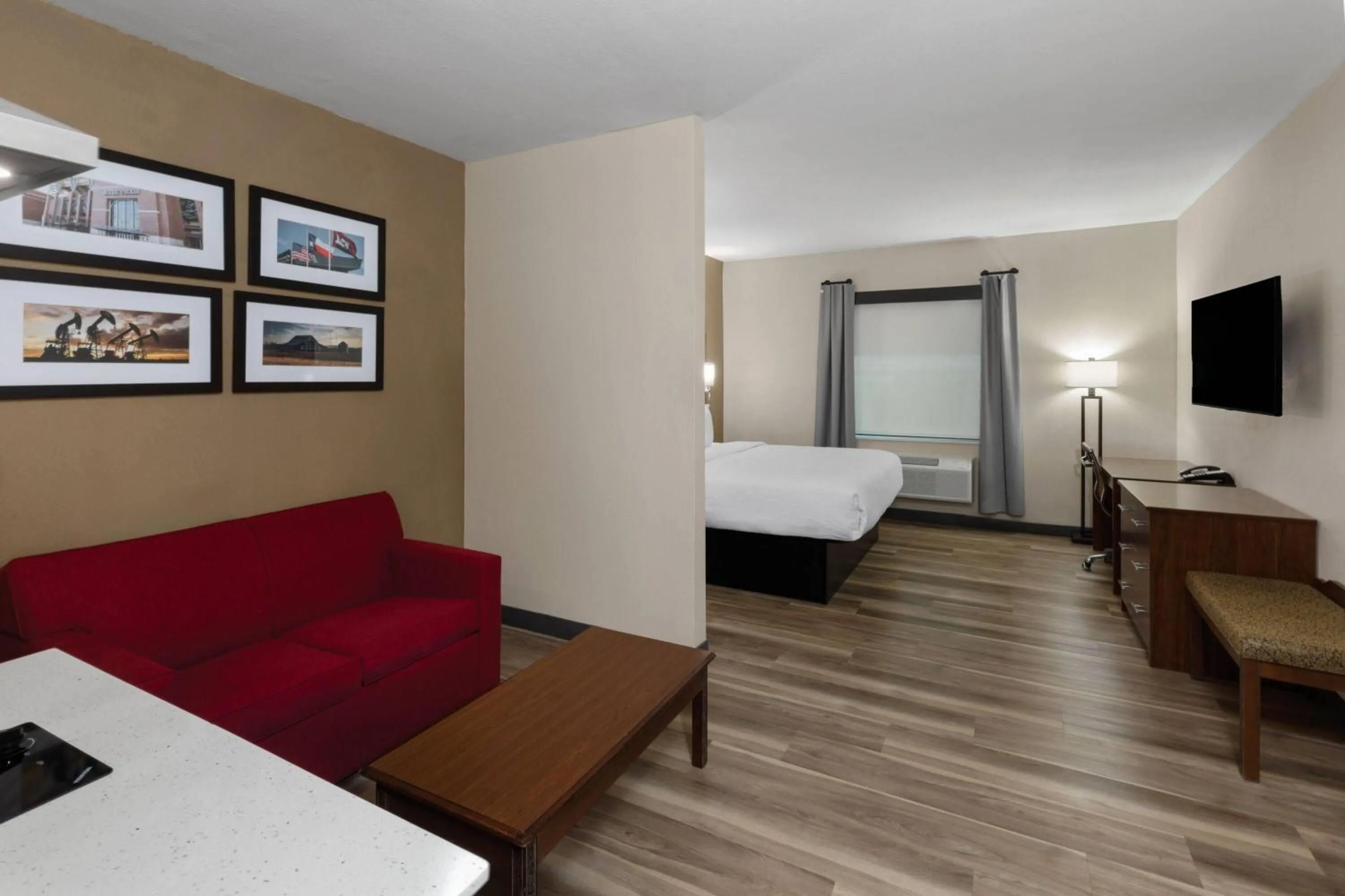 Hawthorn Extended Stay by Wyndham College Station South